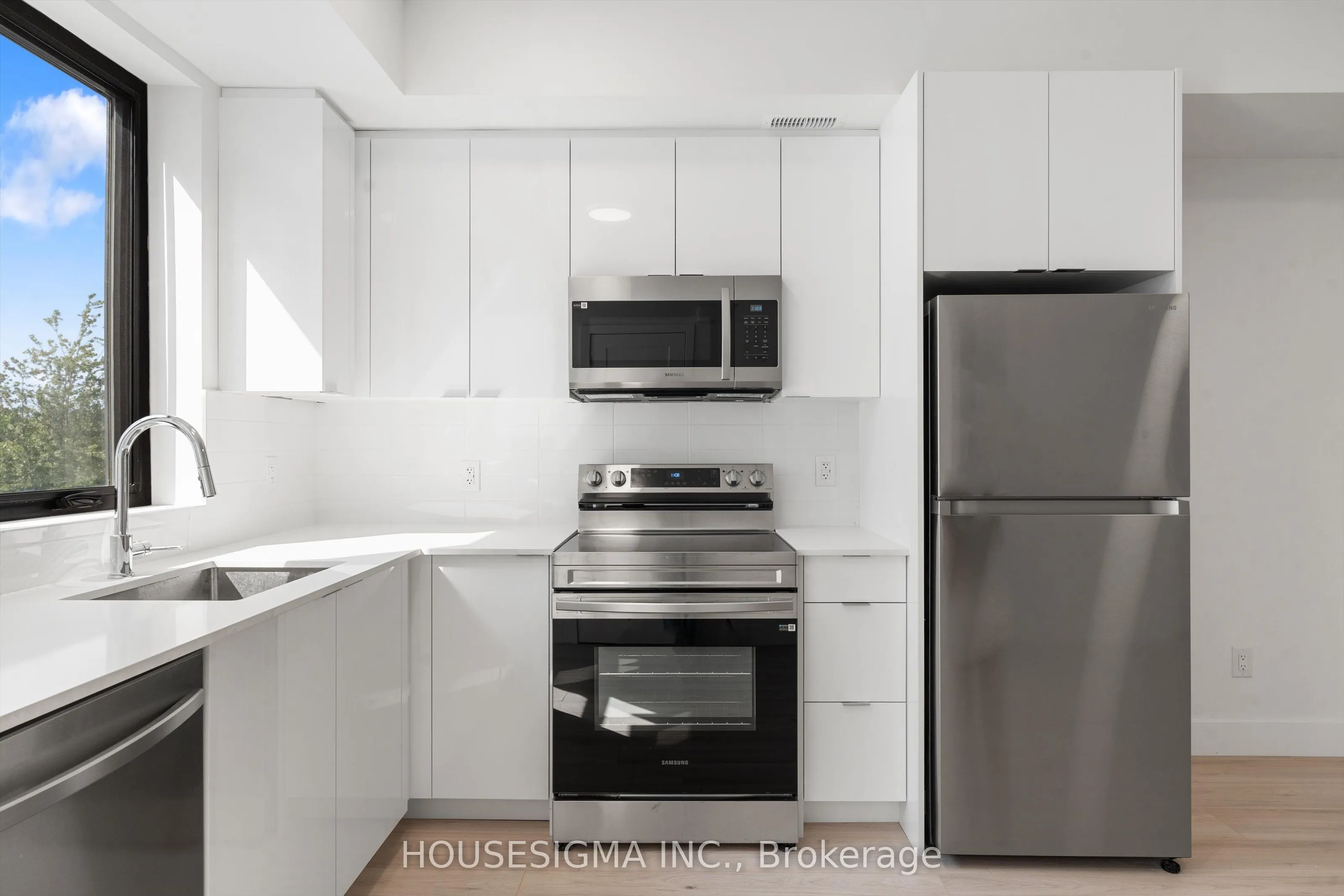 7277 Wilson Crescent, #302