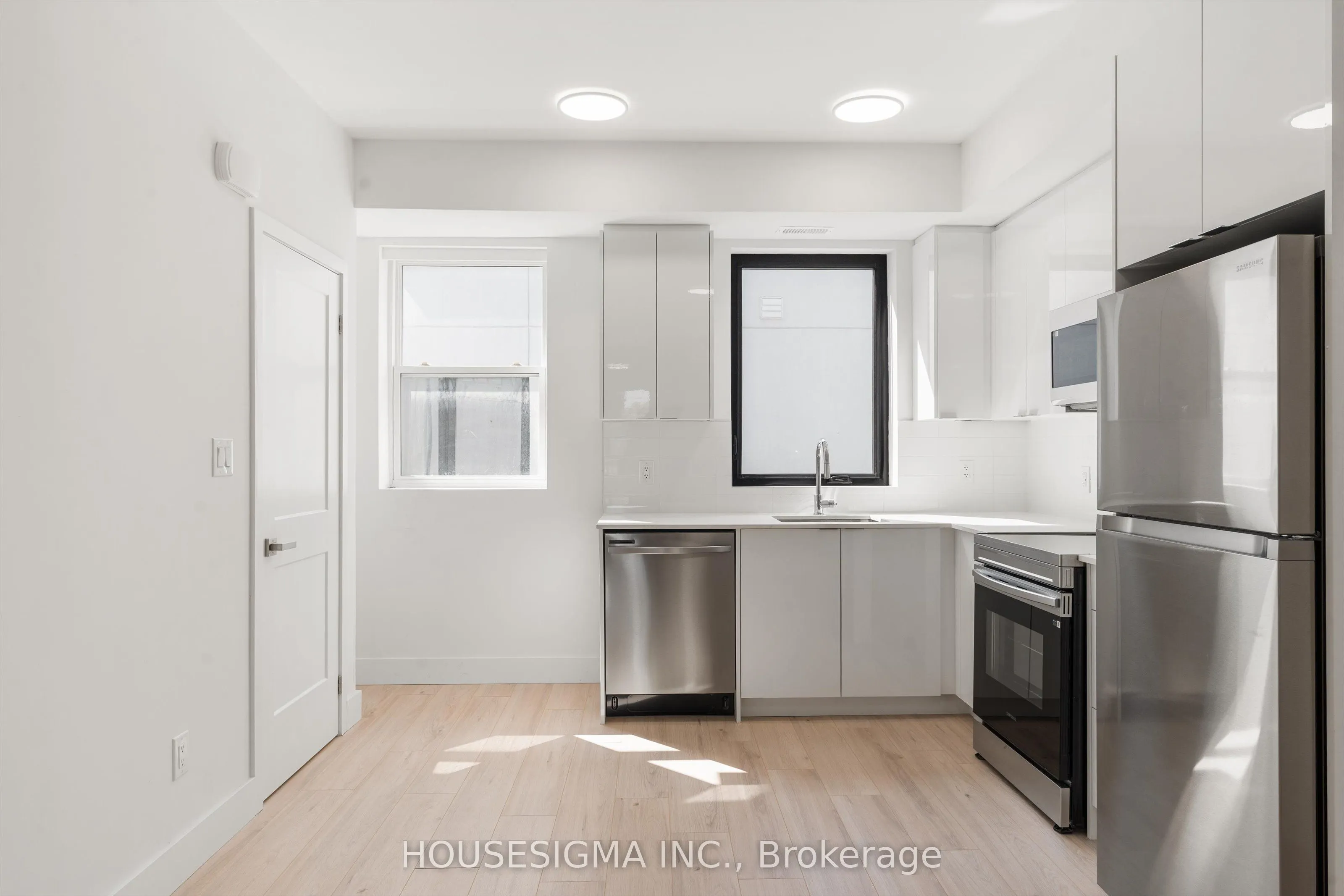 7277 Wilson Crescent, #302