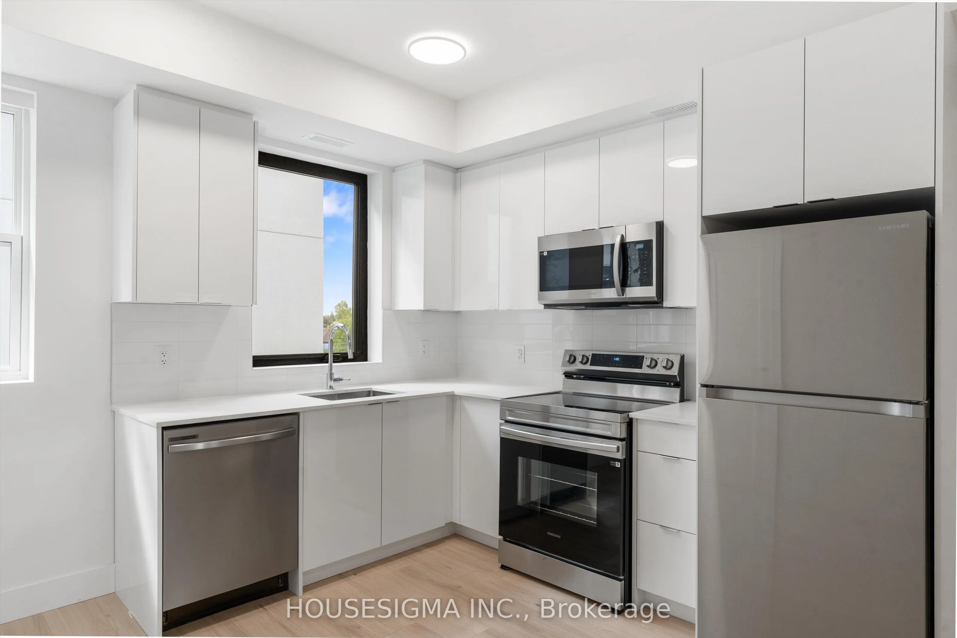 7277 Wilson Crescent, #302
