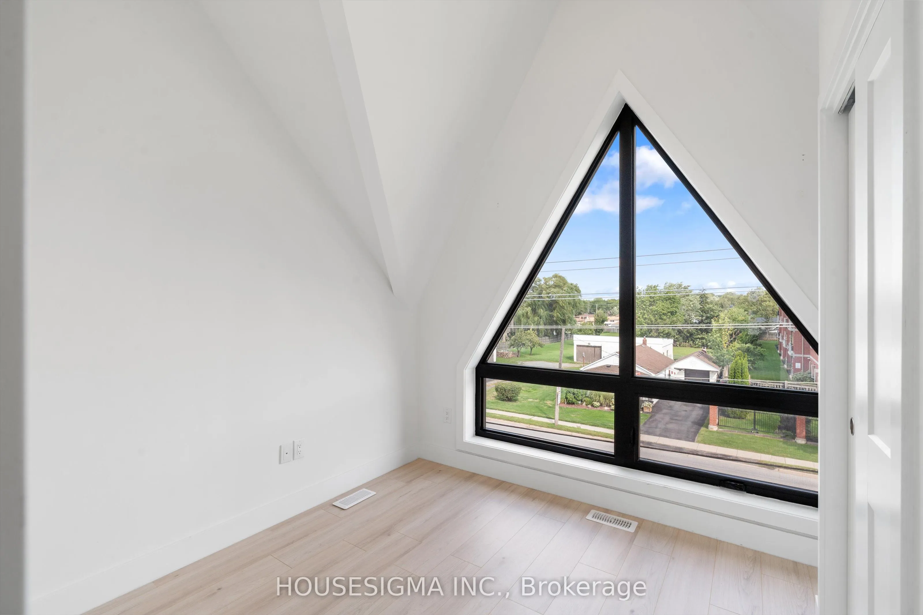 7277 Wilson Crescent, #302