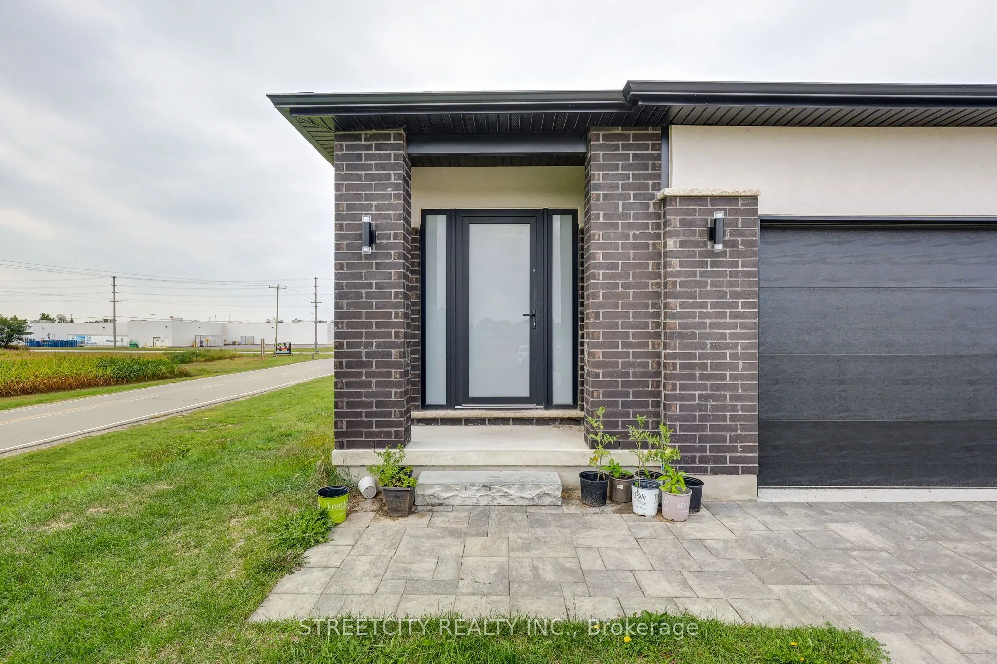 42 Alexander Circle