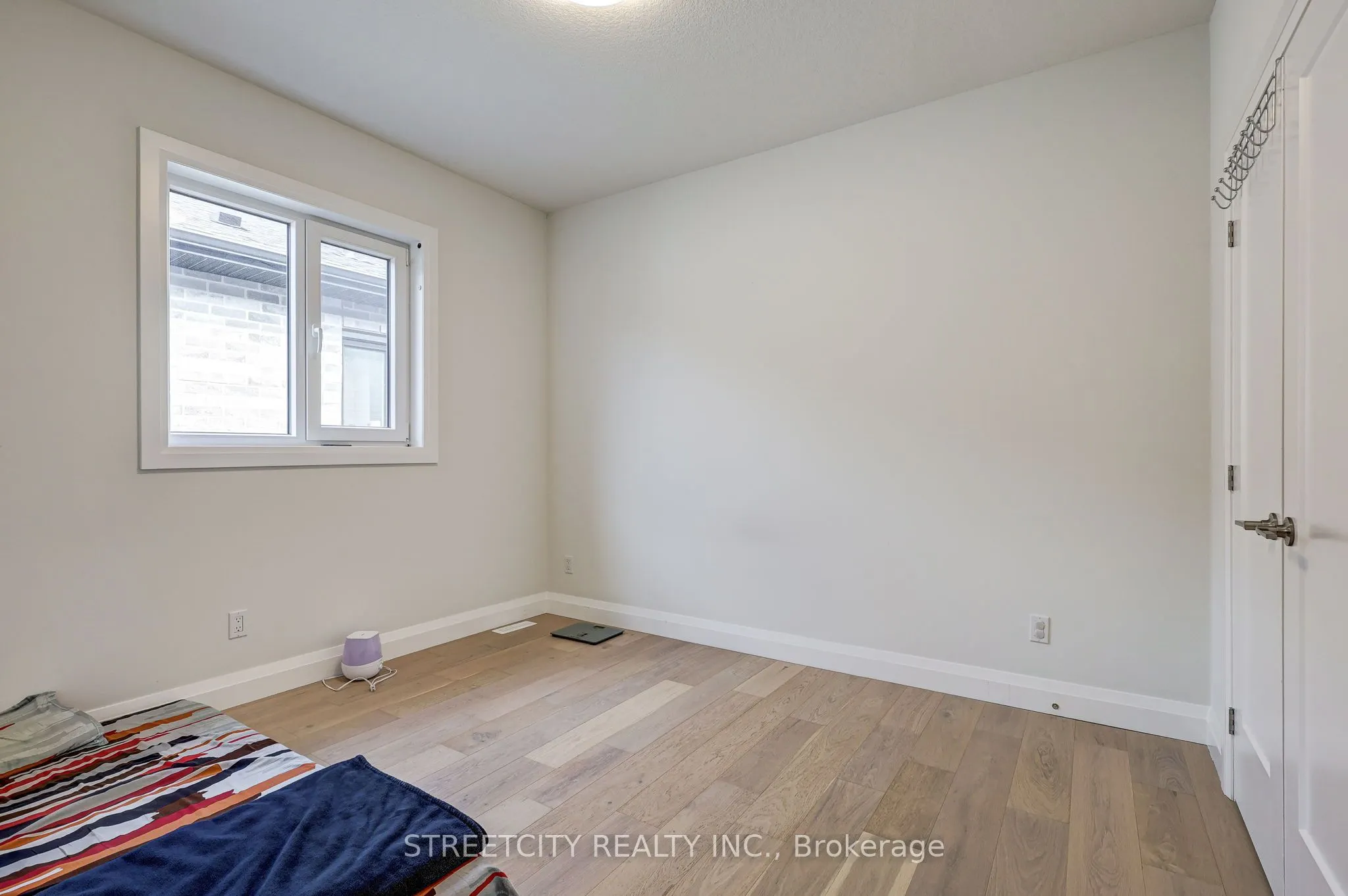 42 Alexander Circle