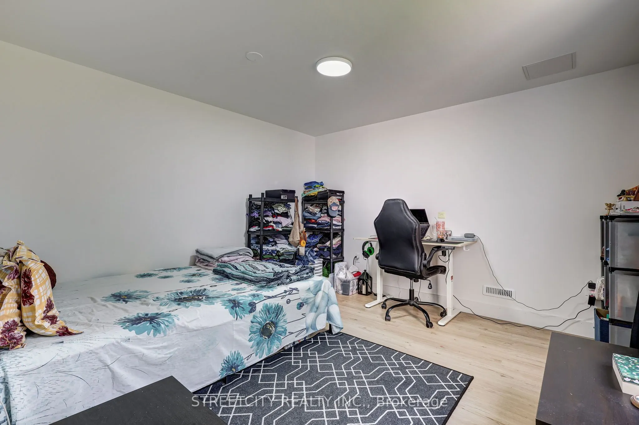 42 Alexander Circle