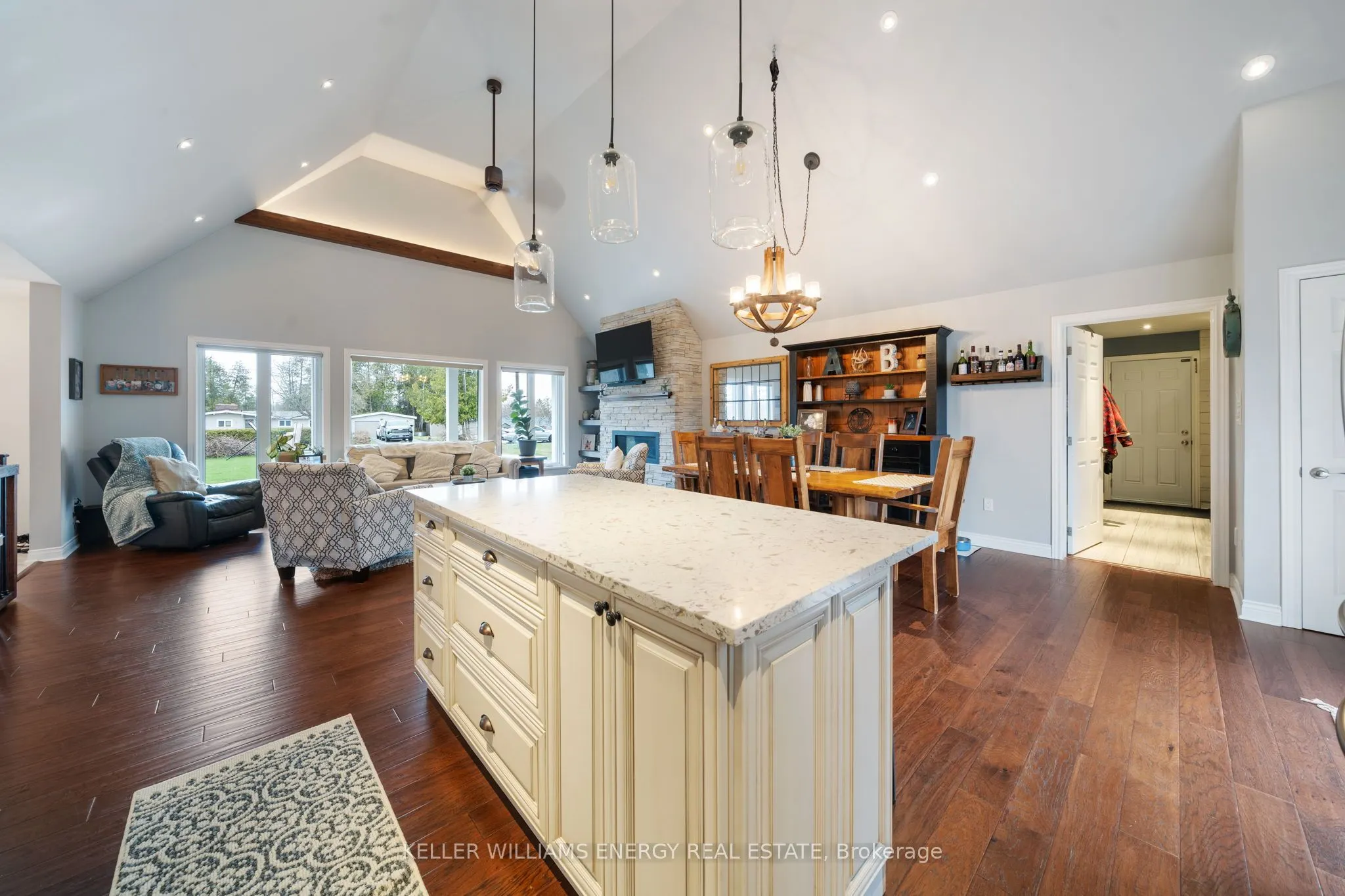 20 Lagoon Drive