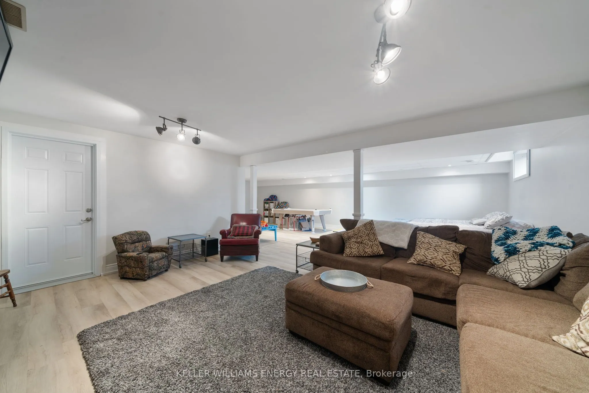 20 Lagoon Drive