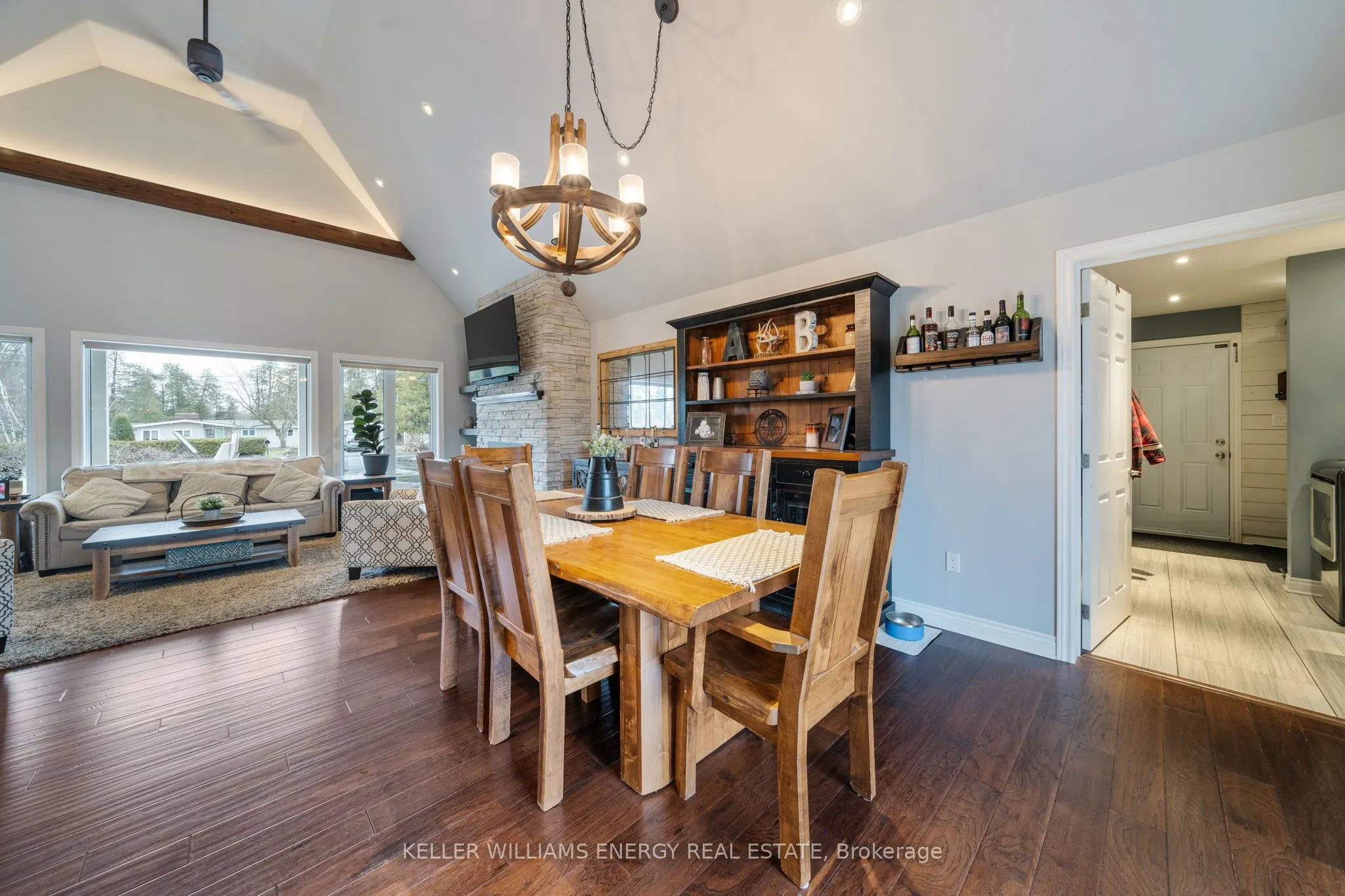 20 Lagoon Drive