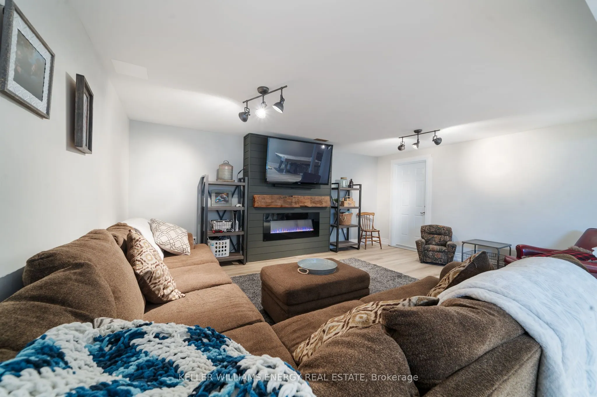20 Lagoon Drive