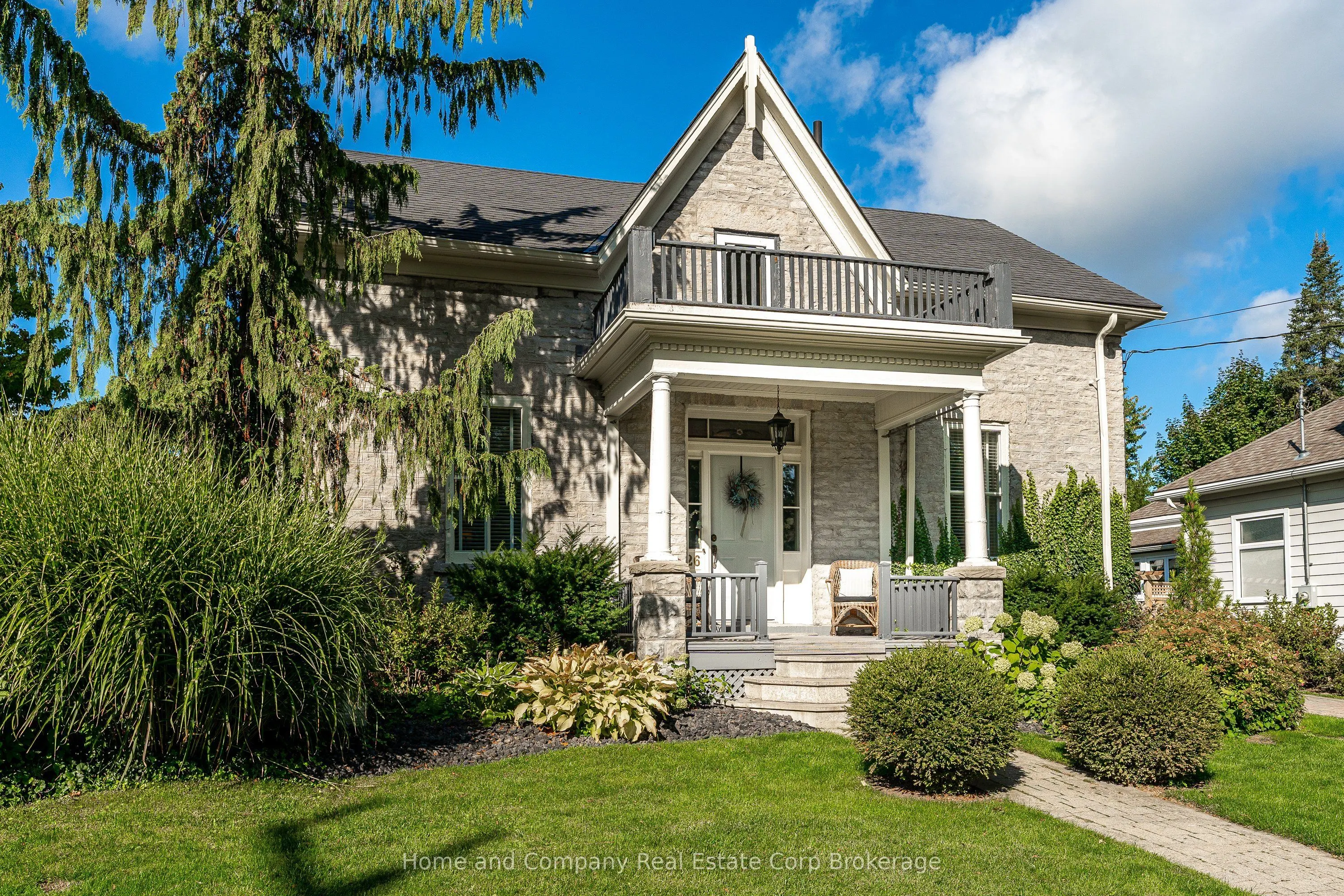 26 Ontario Street S