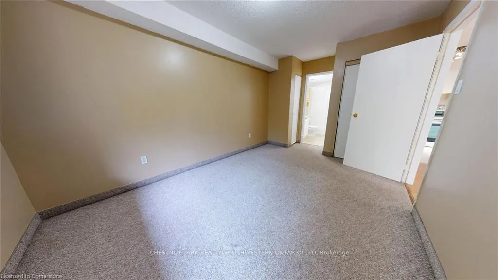 15 Hofstetter Avenue, #403