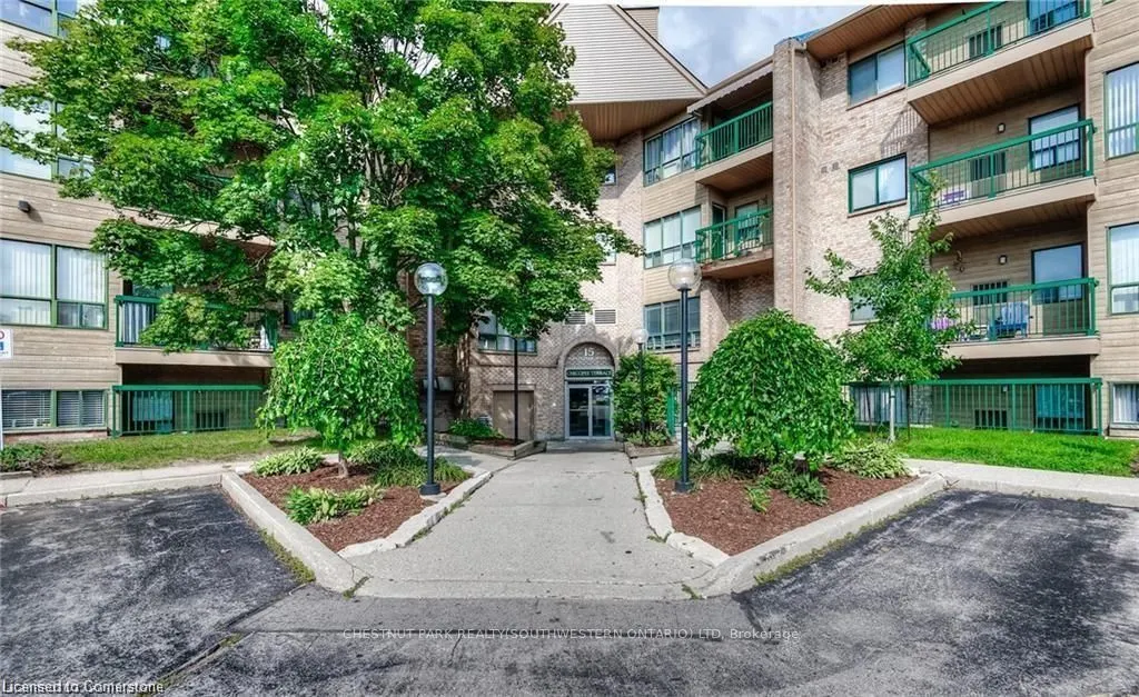 15 Hofstetter Avenue, #403