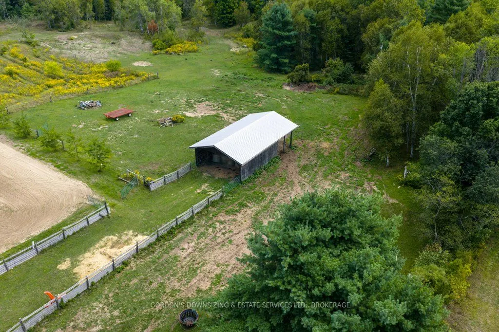 1084 Moon Road