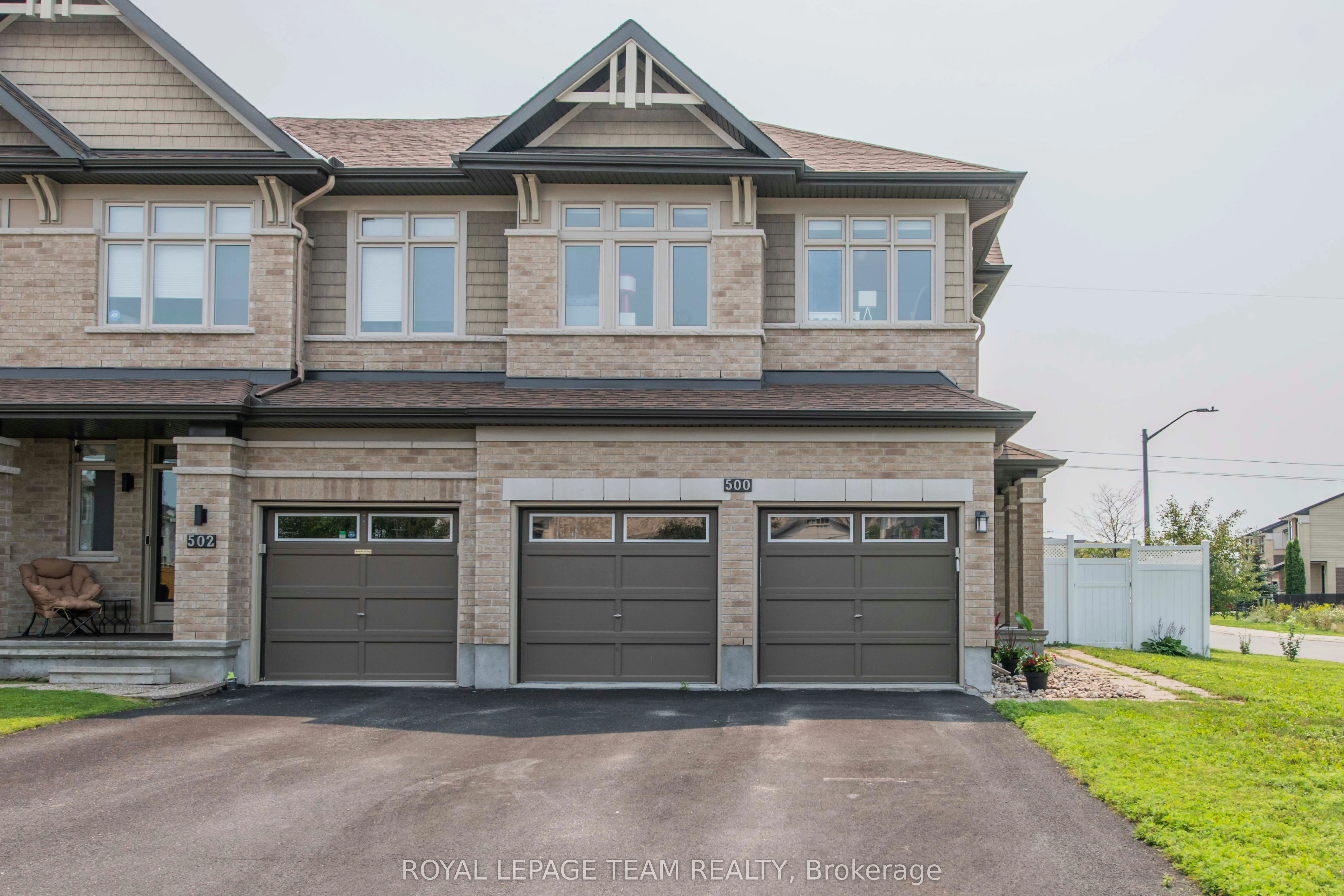 500 Grand Tully Way