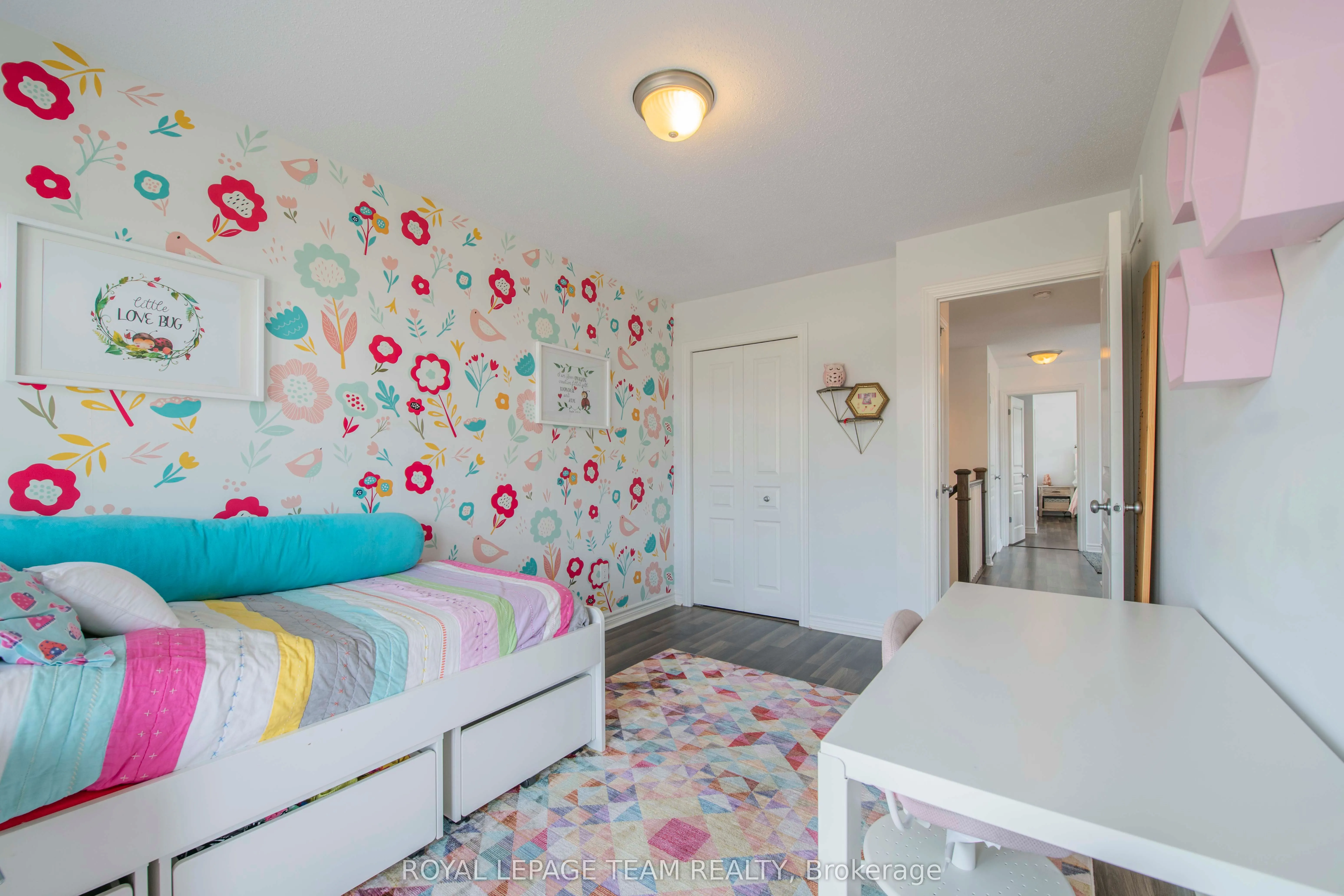 500 Grand Tully Way