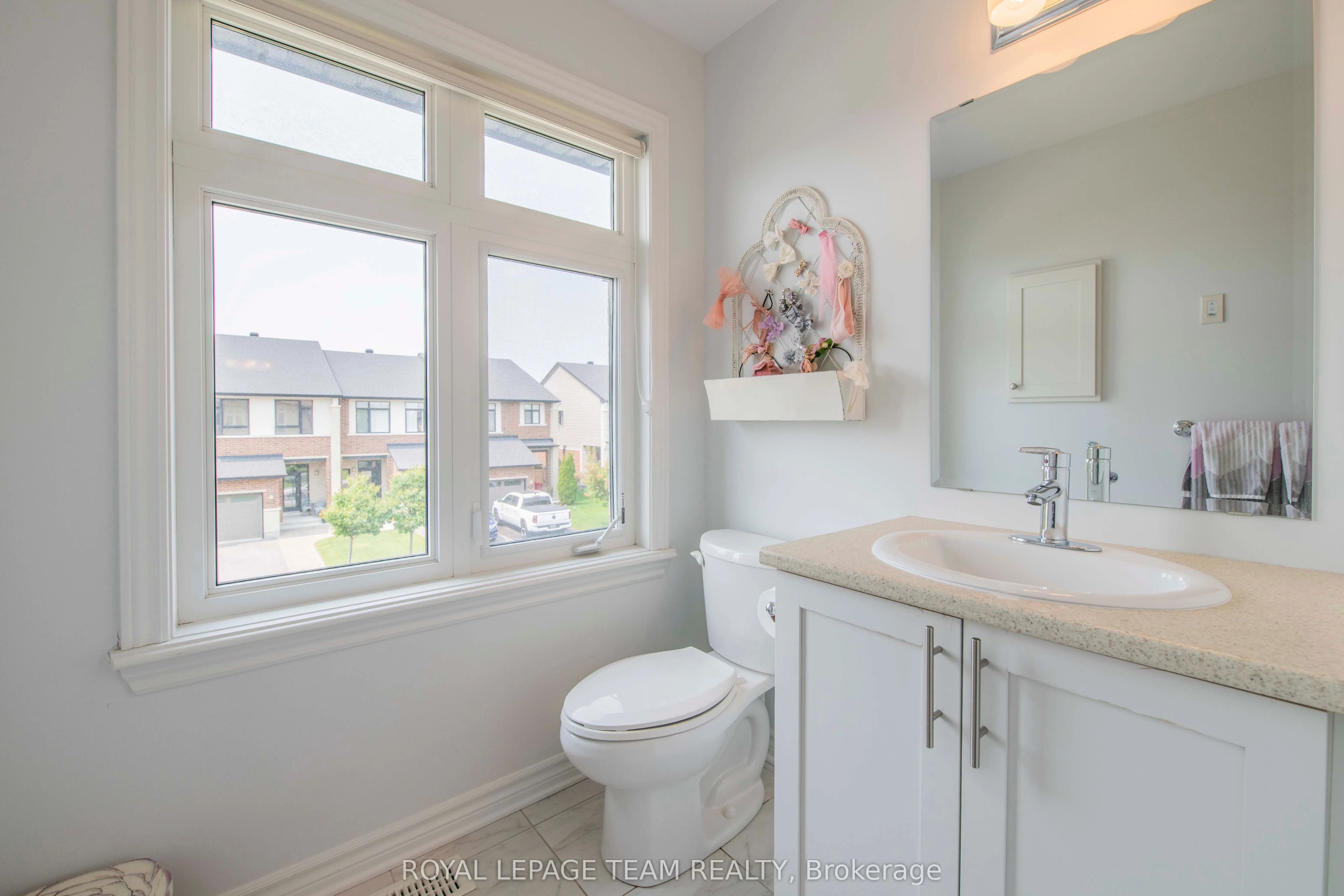 500 Grand Tully Way