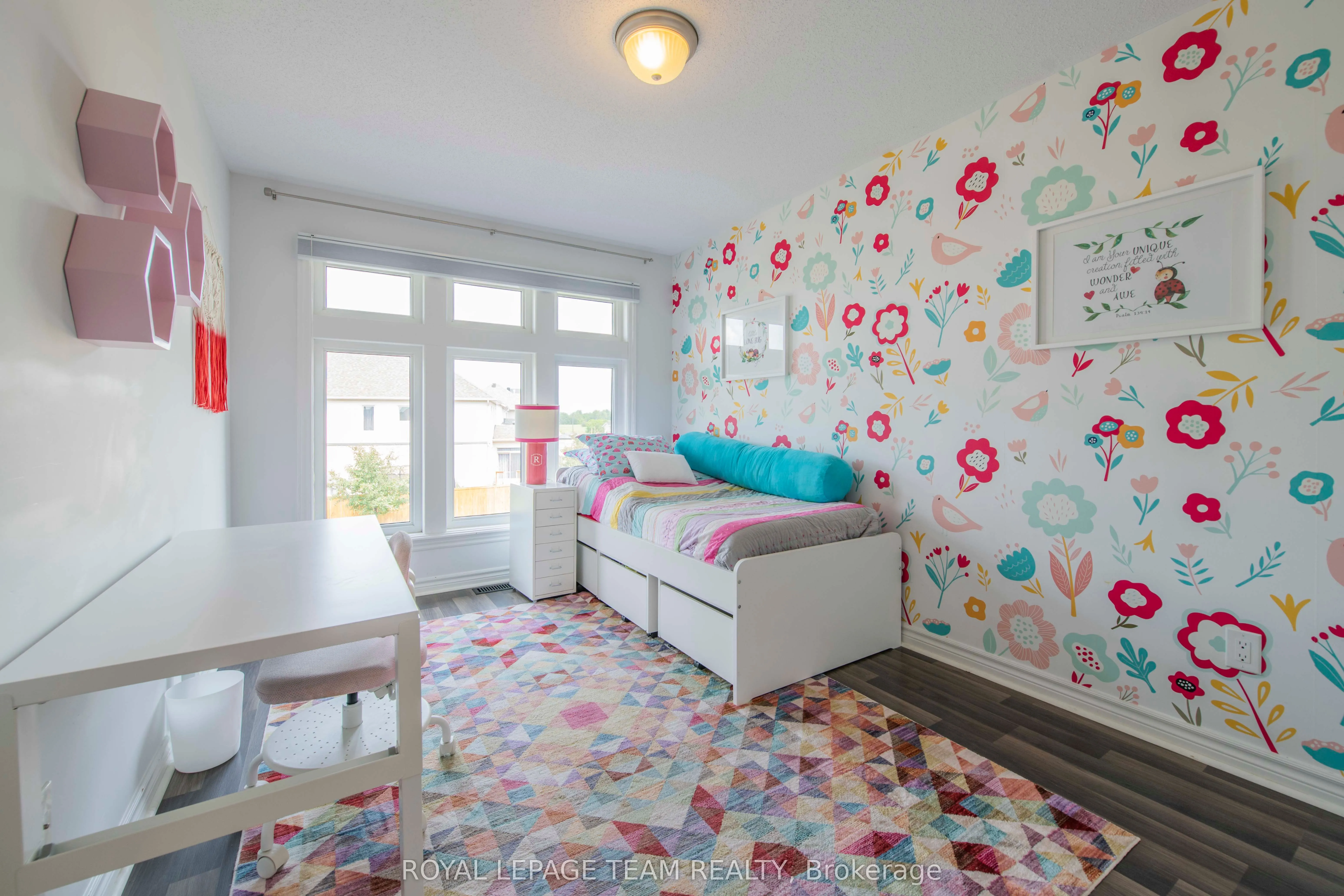 500 Grand Tully Way