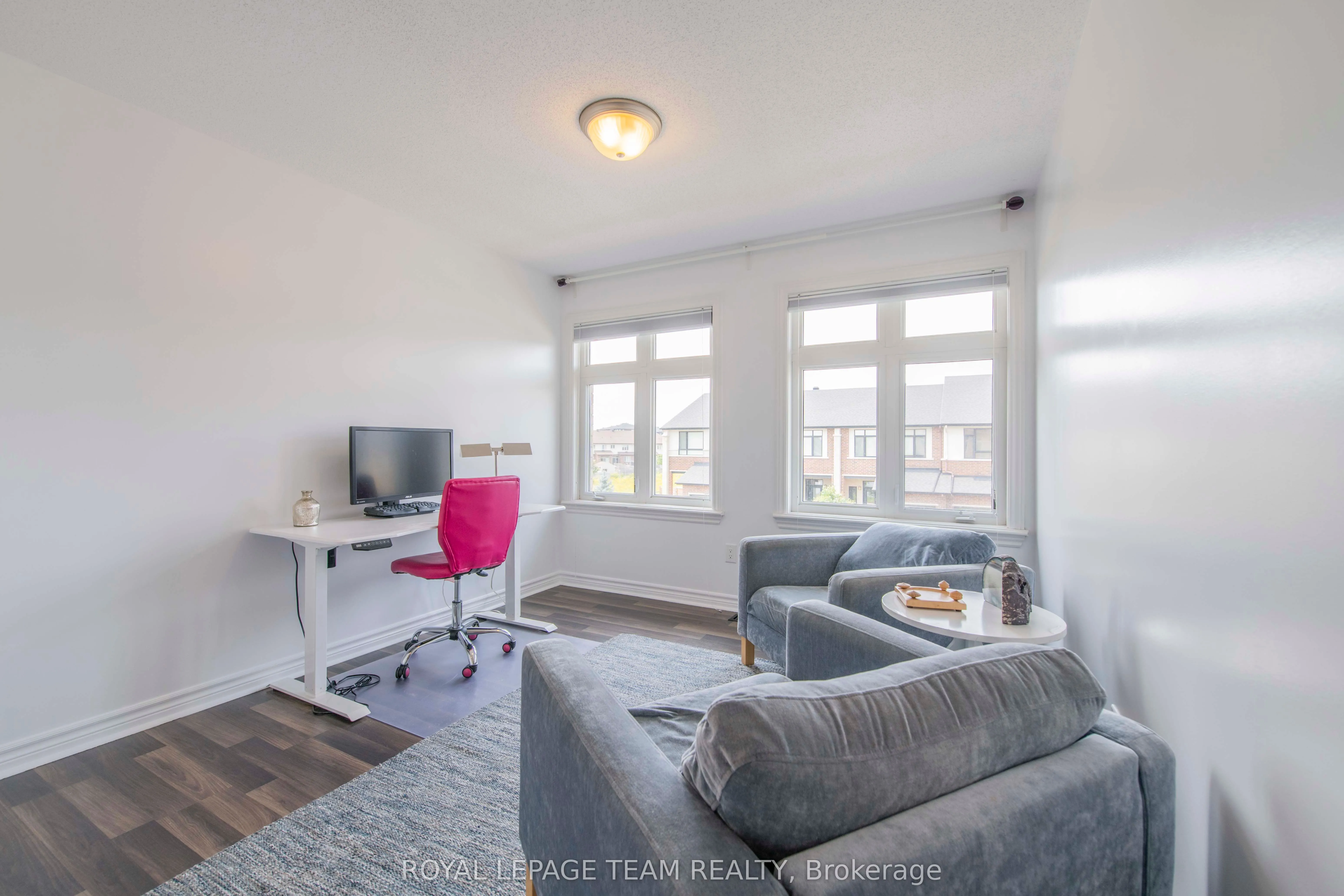 500 Grand Tully Way