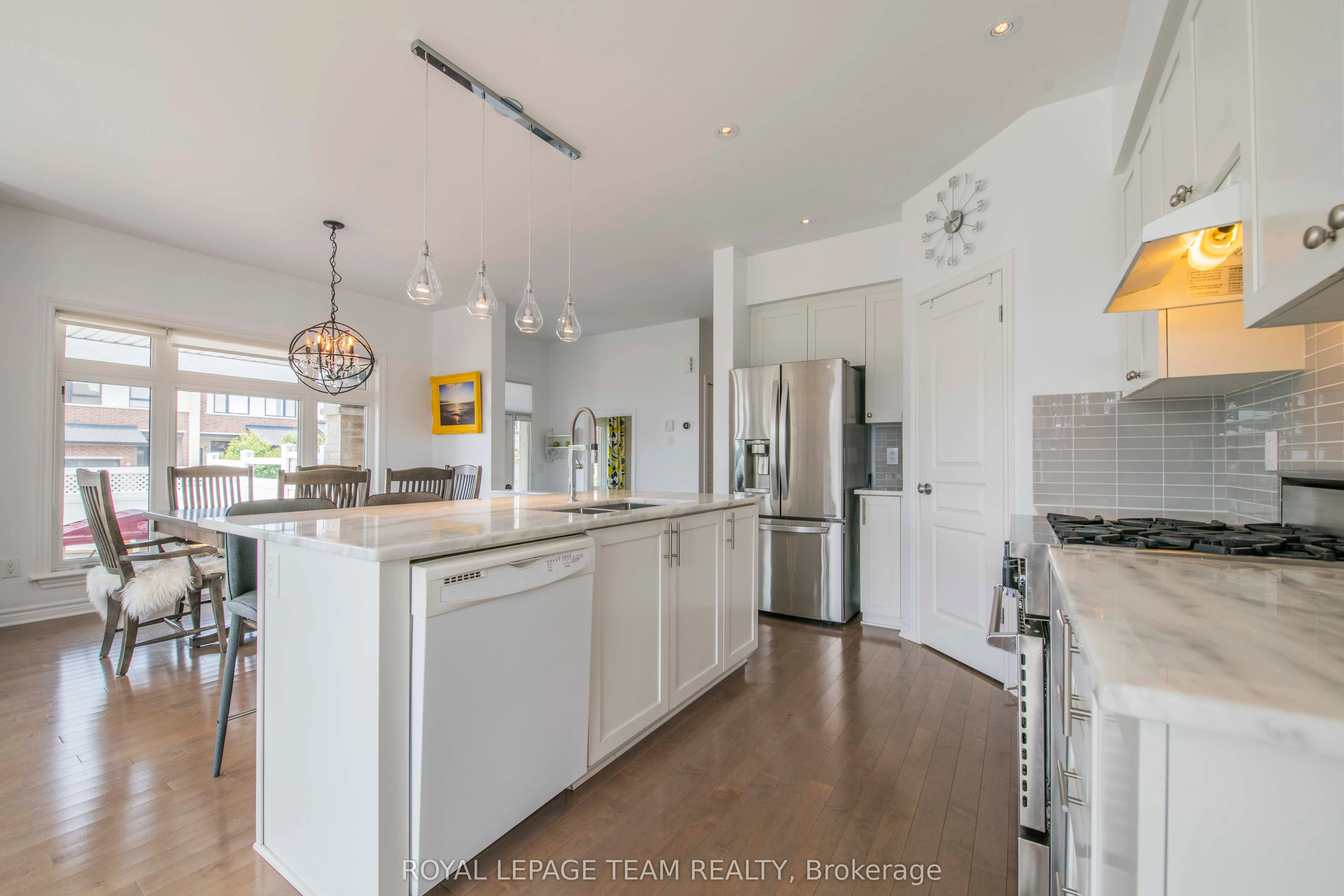 500 Grand Tully Way