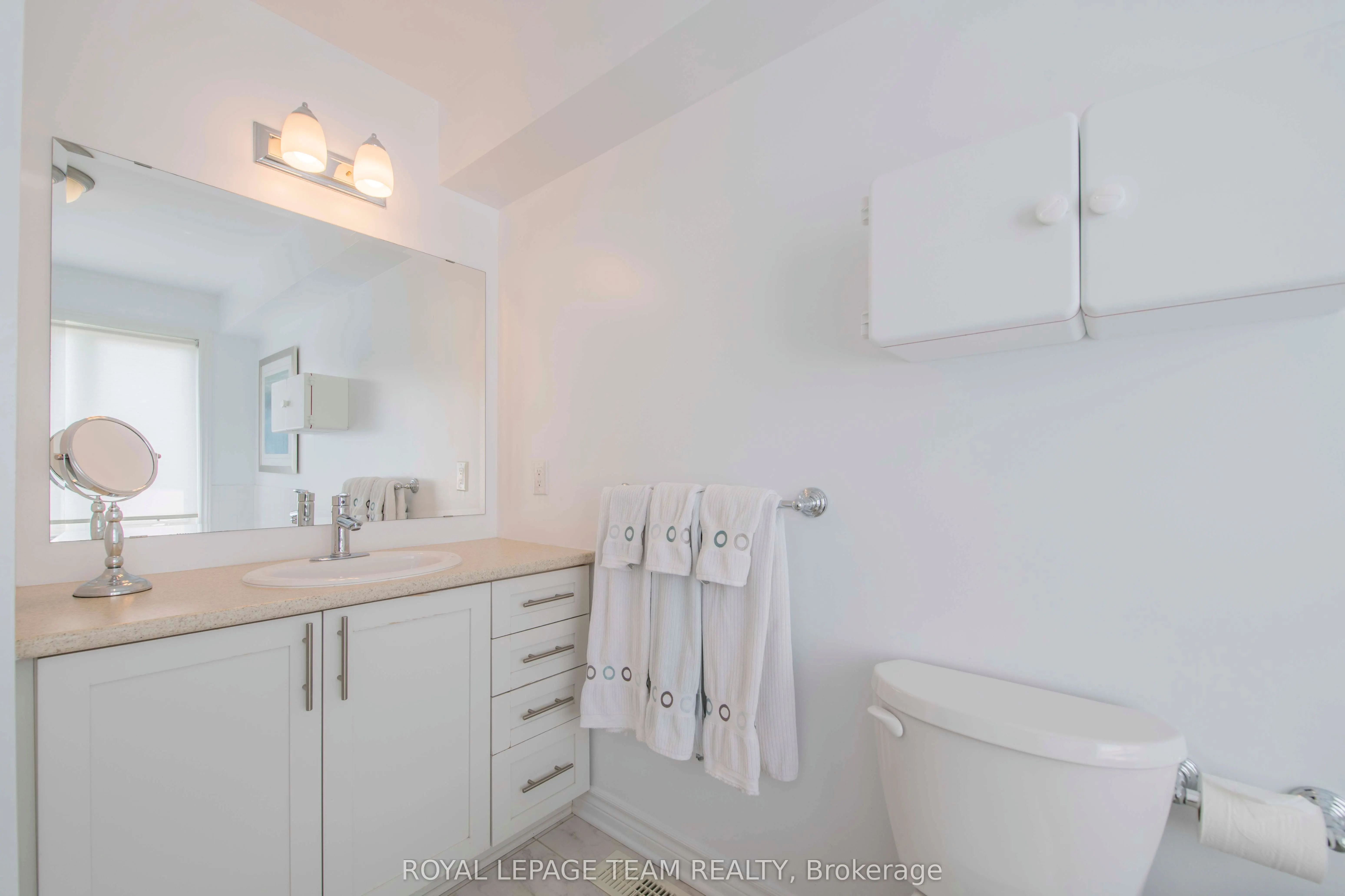 500 Grand Tully Way