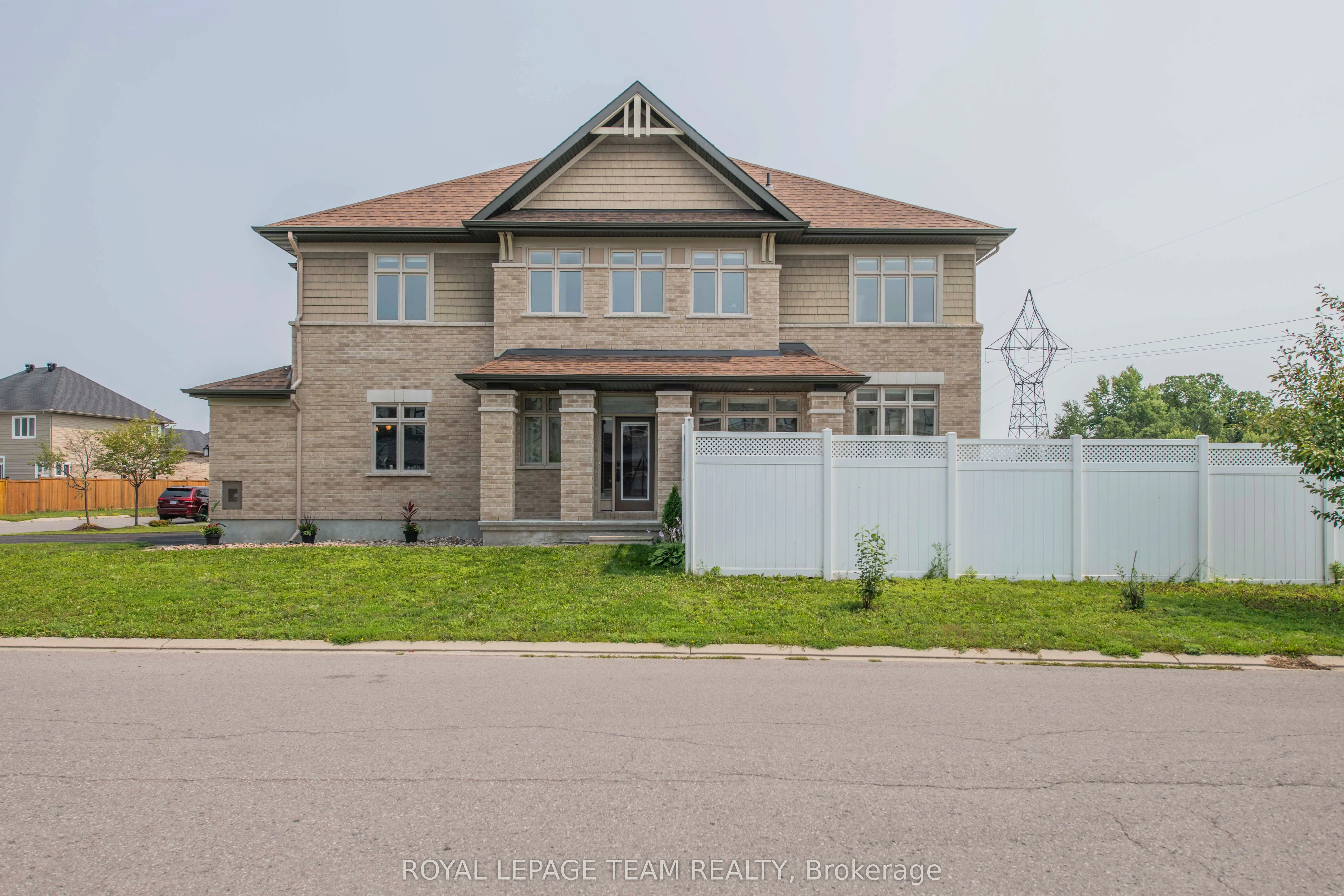 500 Grand Tully Way