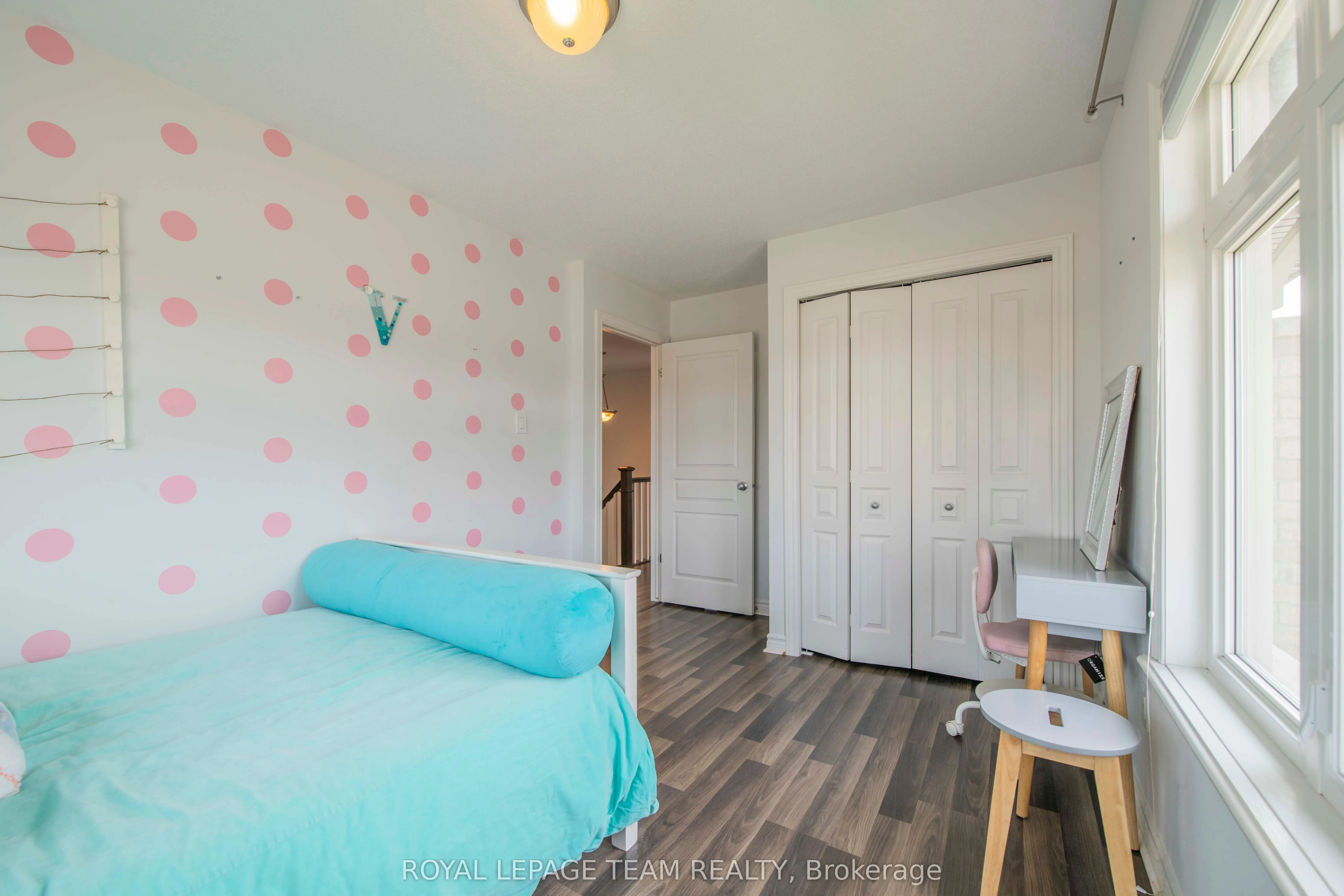 500 Grand Tully Way