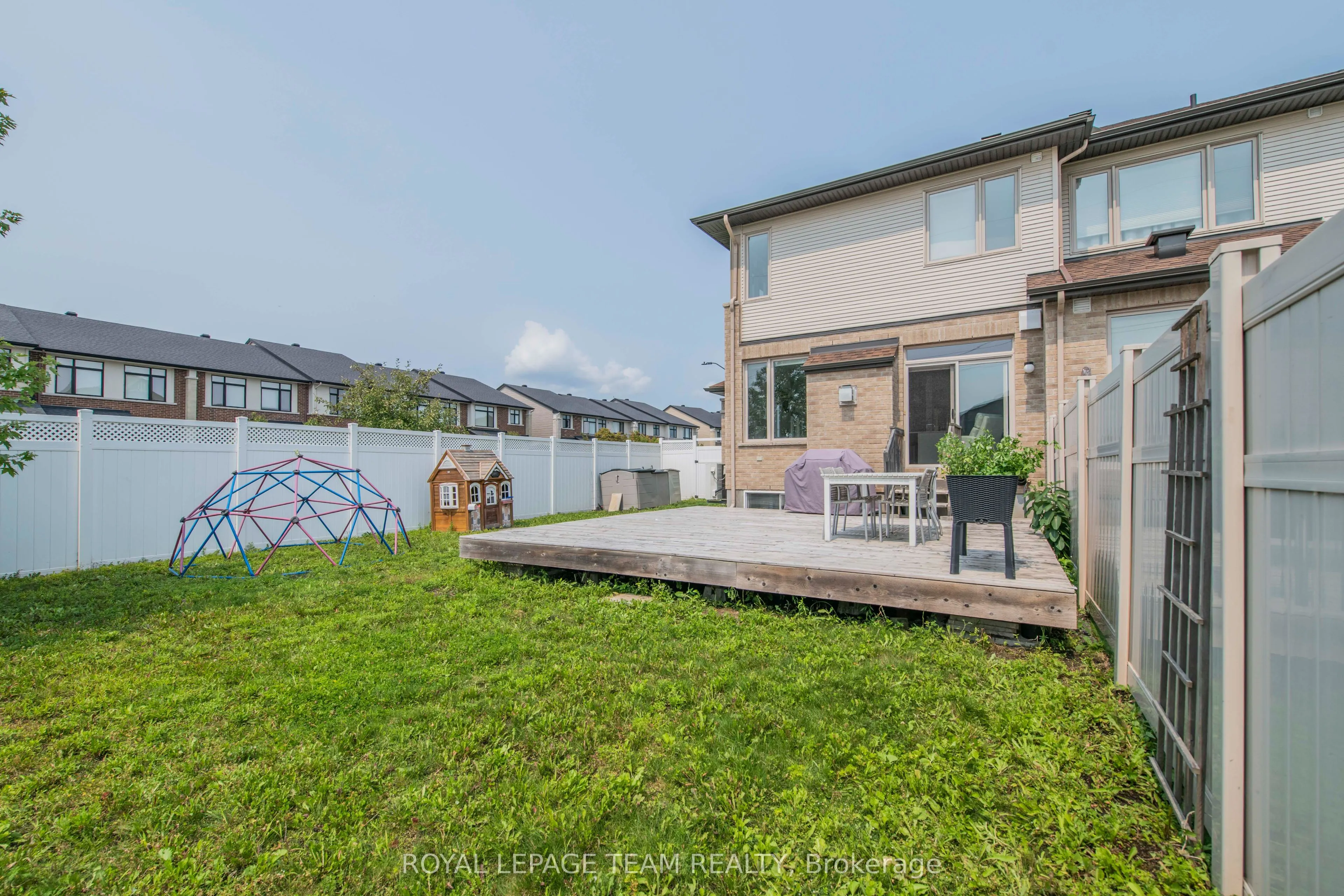 500 Grand Tully Way