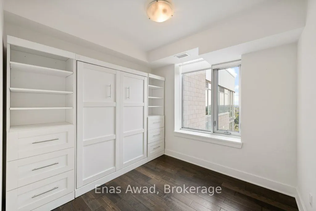 255 Bay Street, #1513