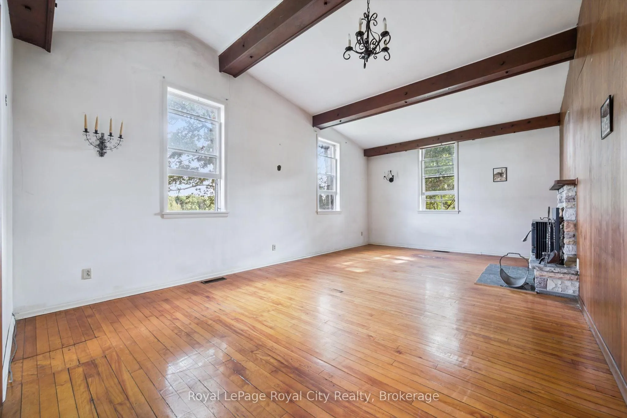 7216 Wellington County Rd 30