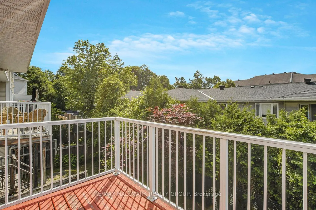 553 Burleigh Private