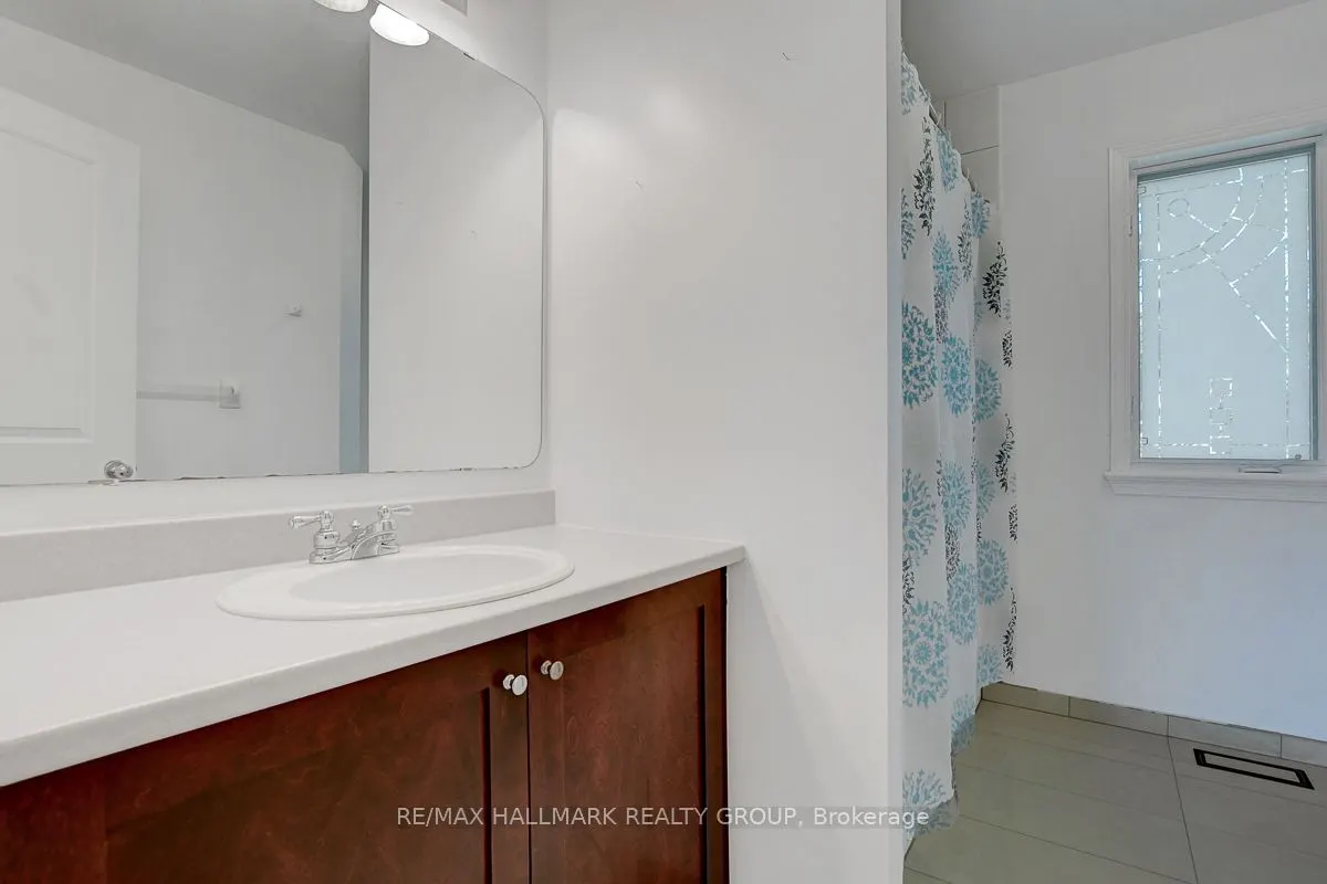 553 Burleigh Private