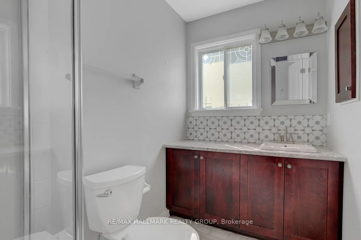 553 Burleigh Private