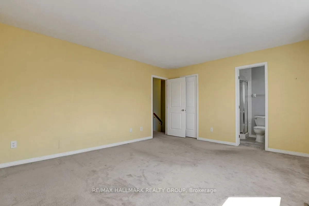 553 Burleigh Private