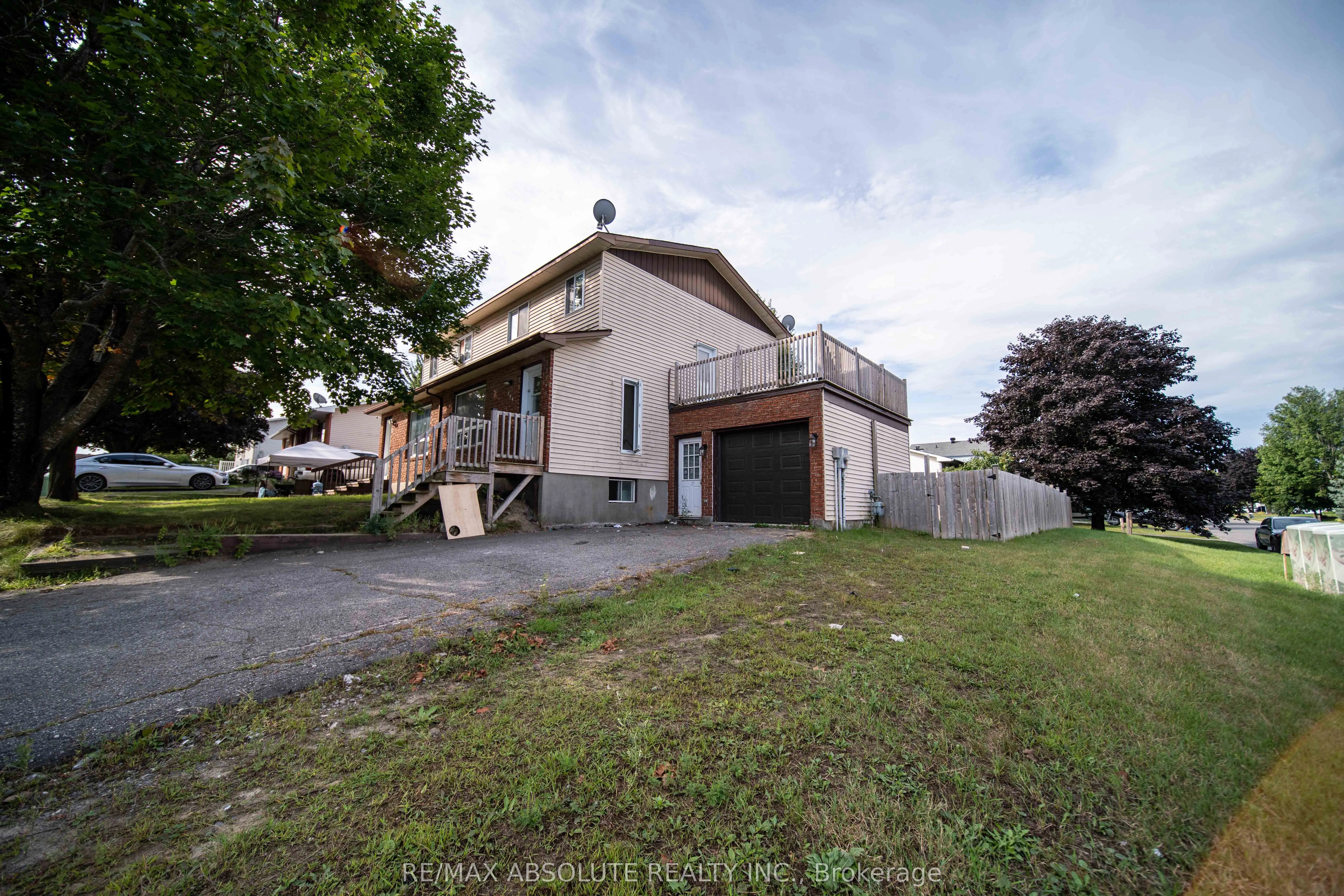 294 Therese Avenue