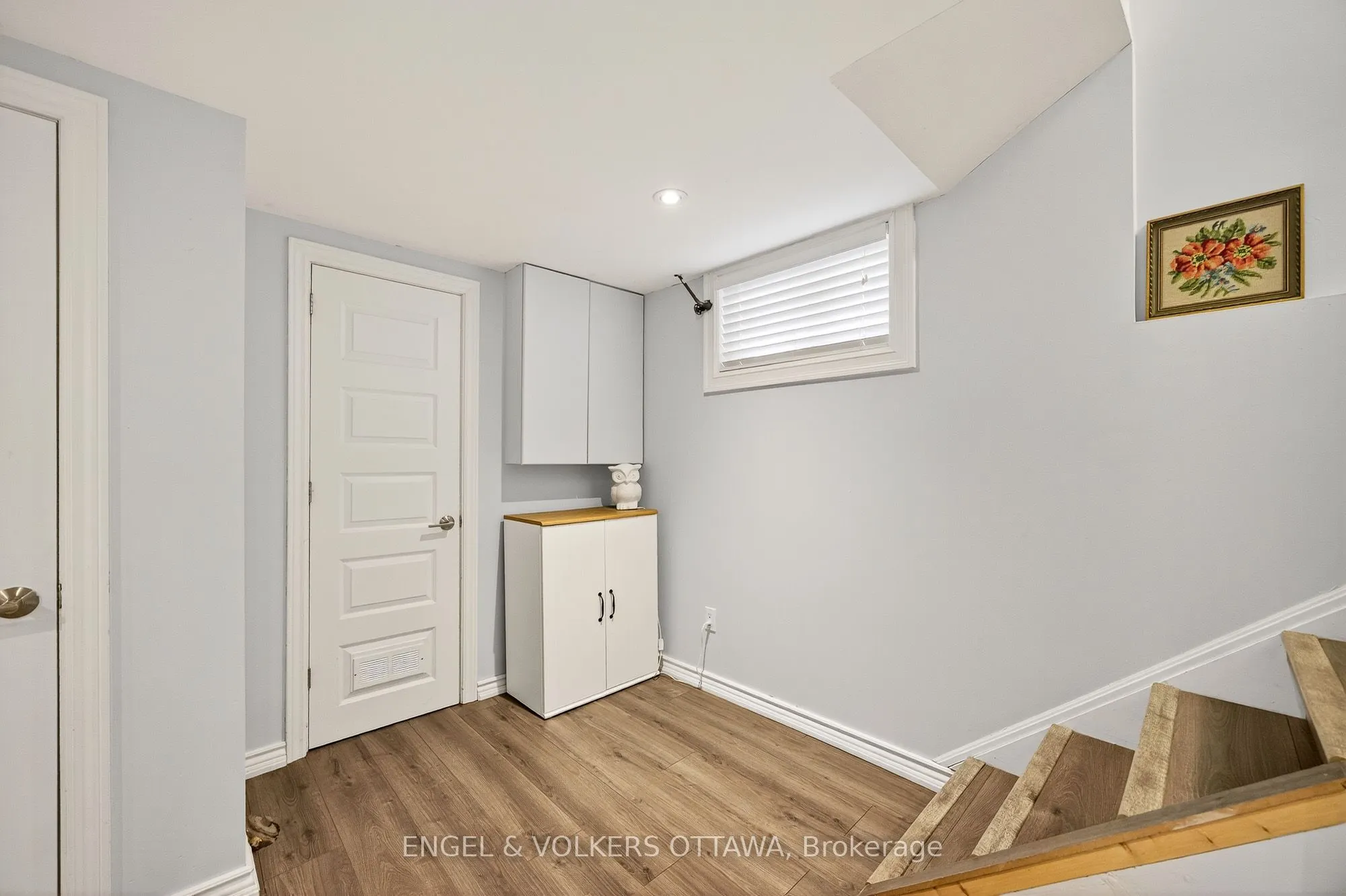 557 Roosevelt Avenue