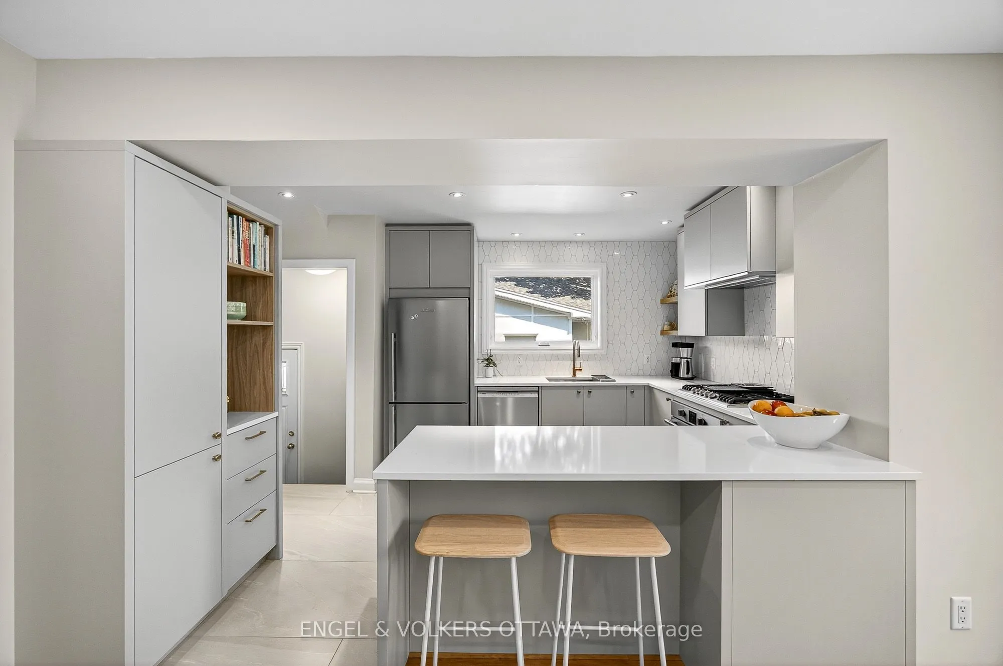 557 Roosevelt Avenue