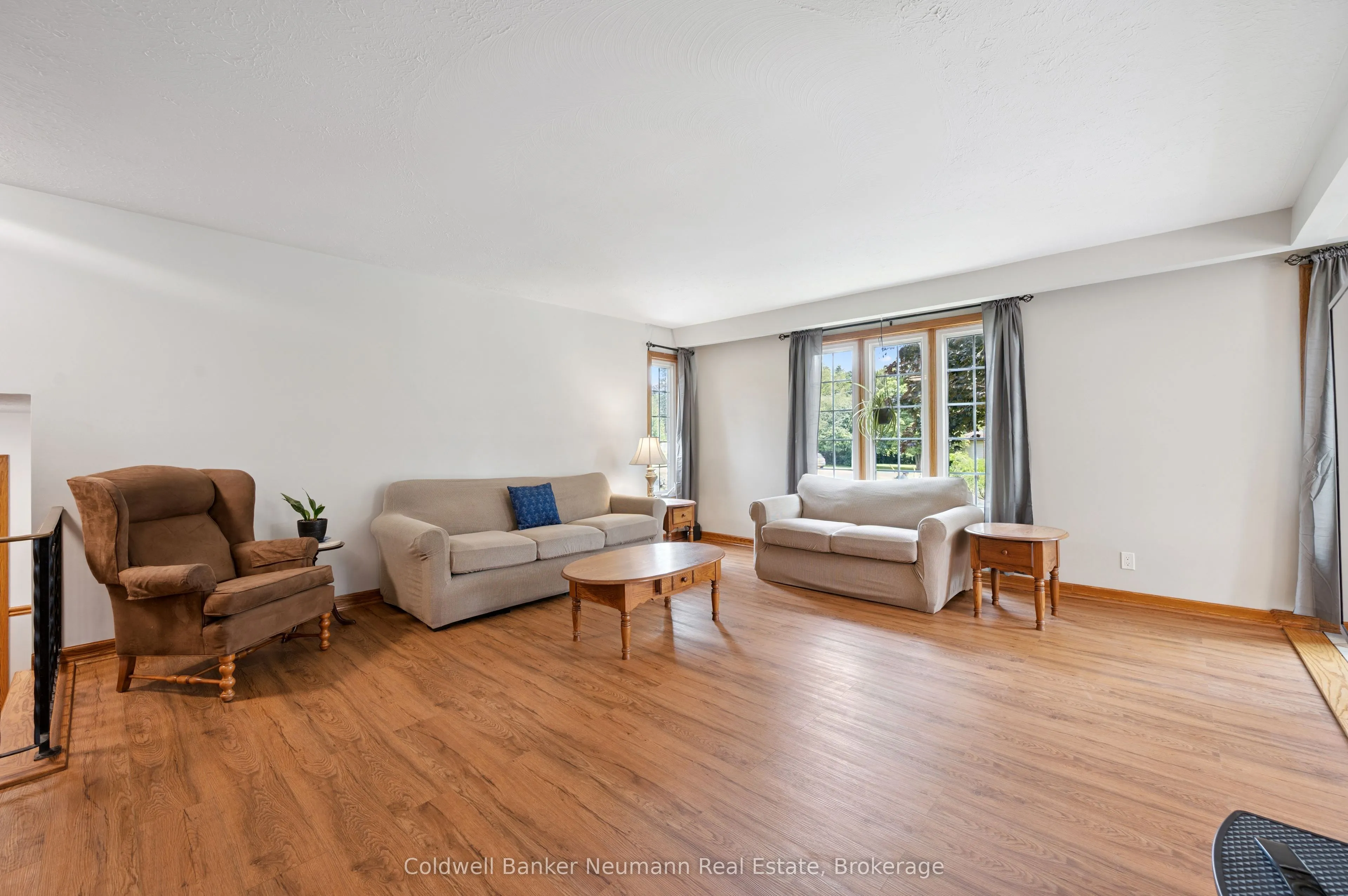 5 A Hamilton Drive