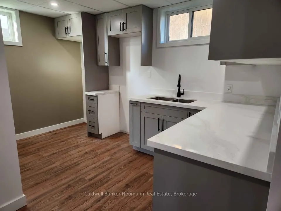 5 A Hamilton Drive