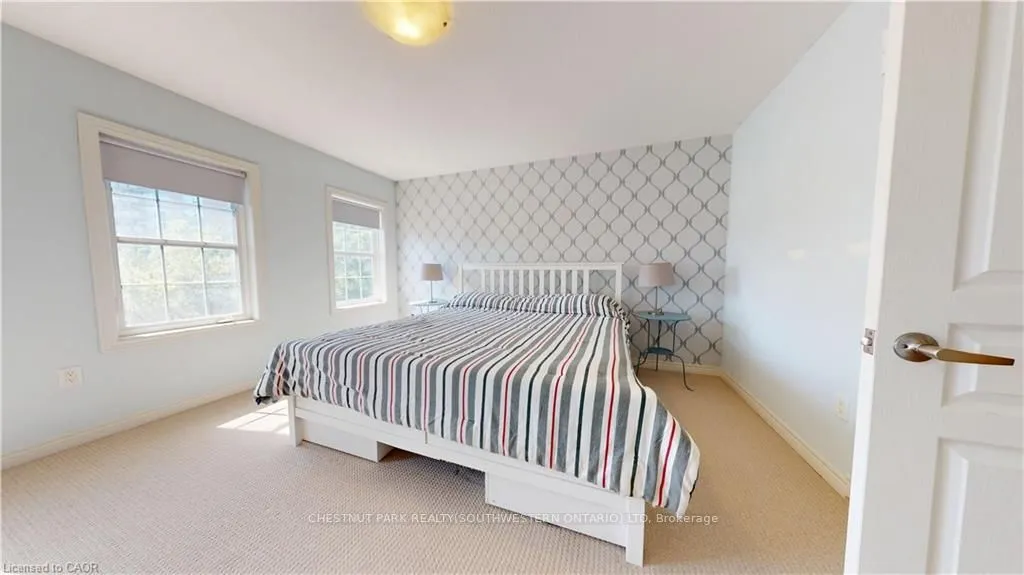 94 Robert Peel Road, #UPPER