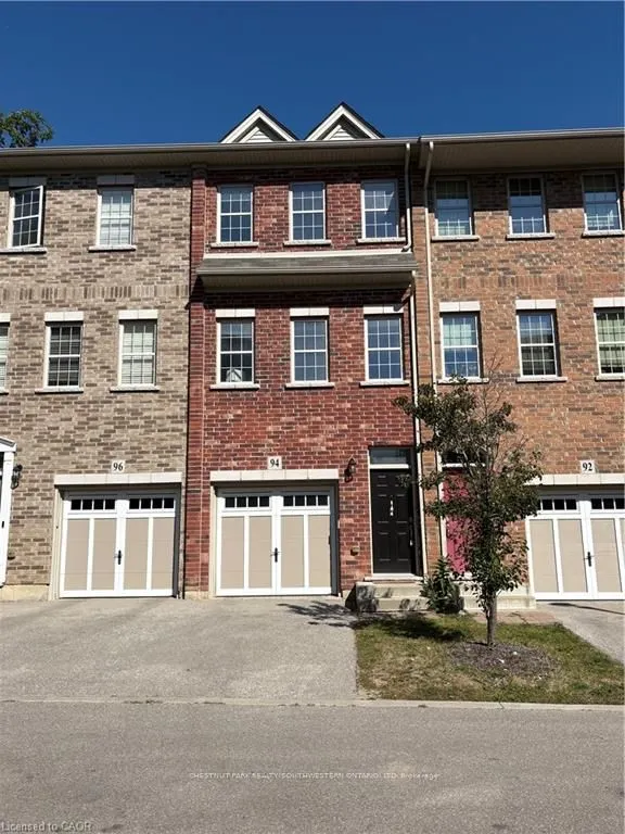 94 Robert Peel Road, #UPPER