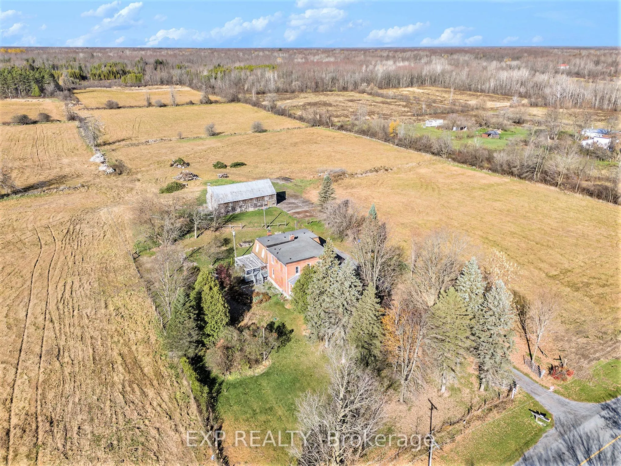 18873 KENYON CONCESSION 5 Road