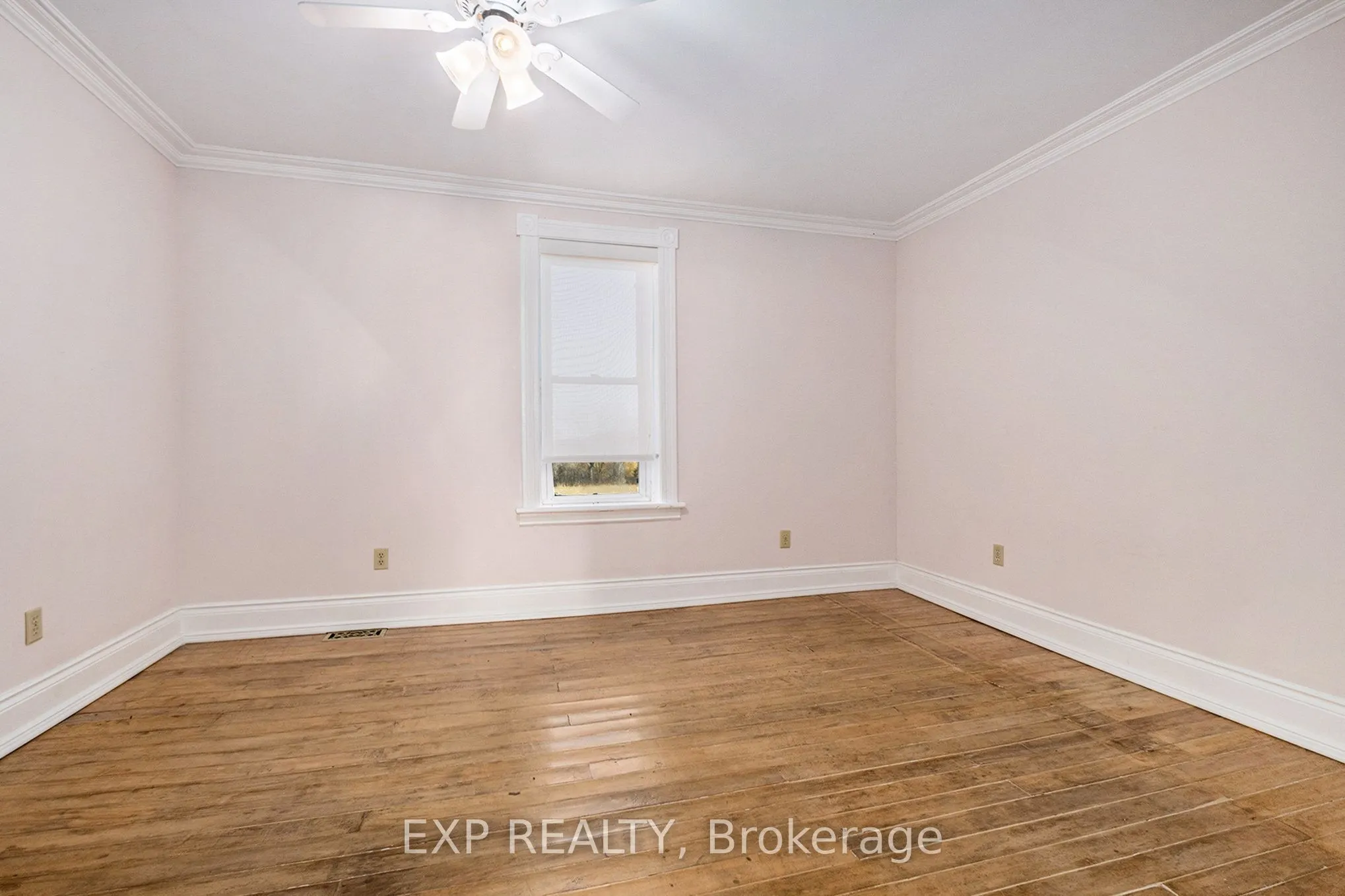 18873 KENYON CONCESSION 5 Road