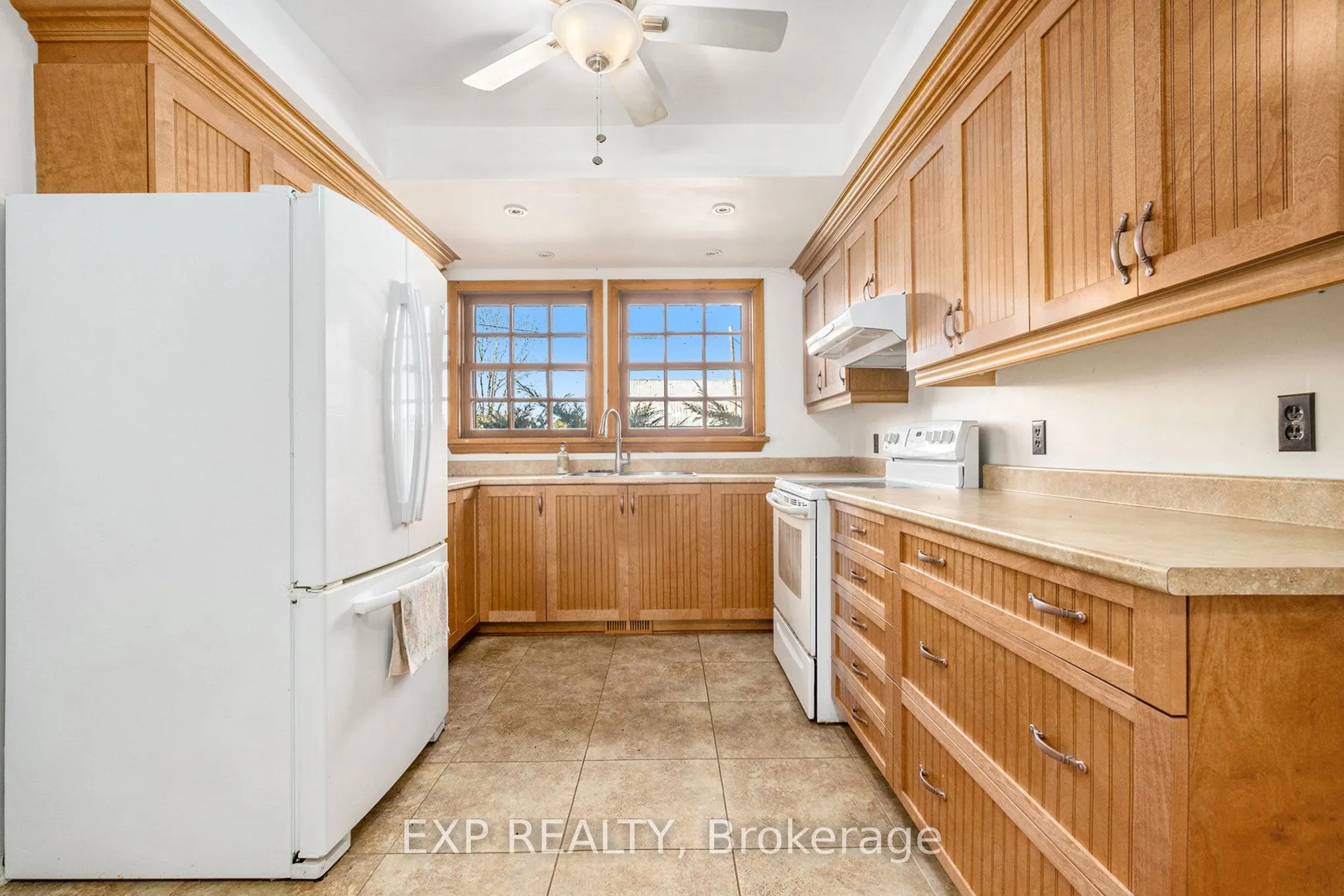 18873 KENYON CONCESSION 5 Road