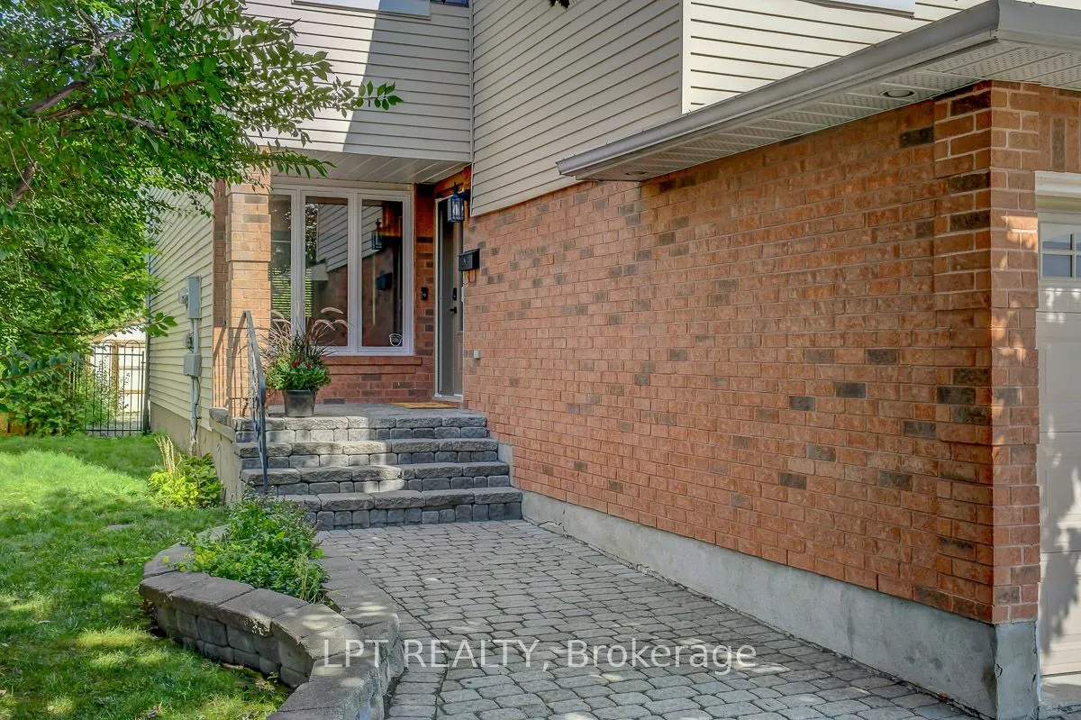611 Tourelle Drive