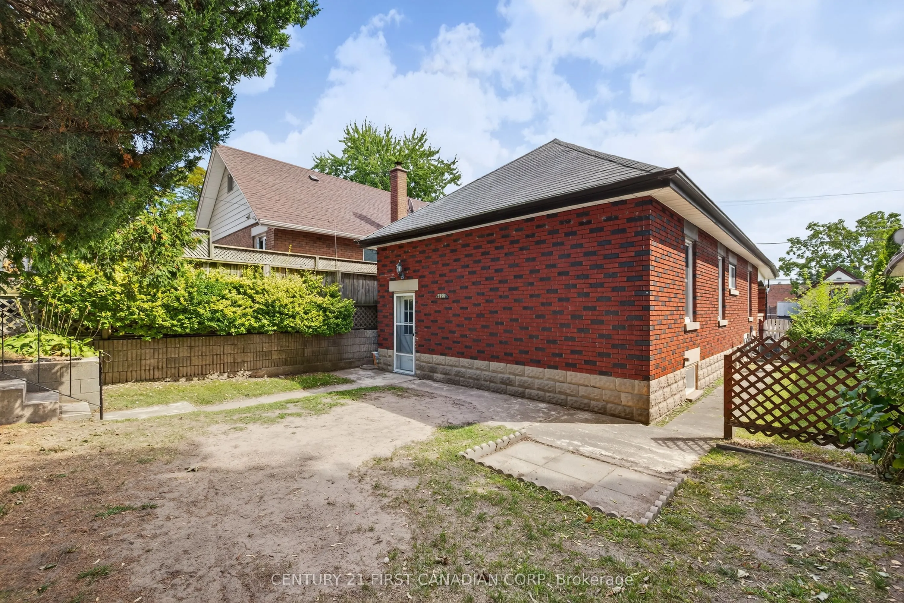 1230 Dundas Street