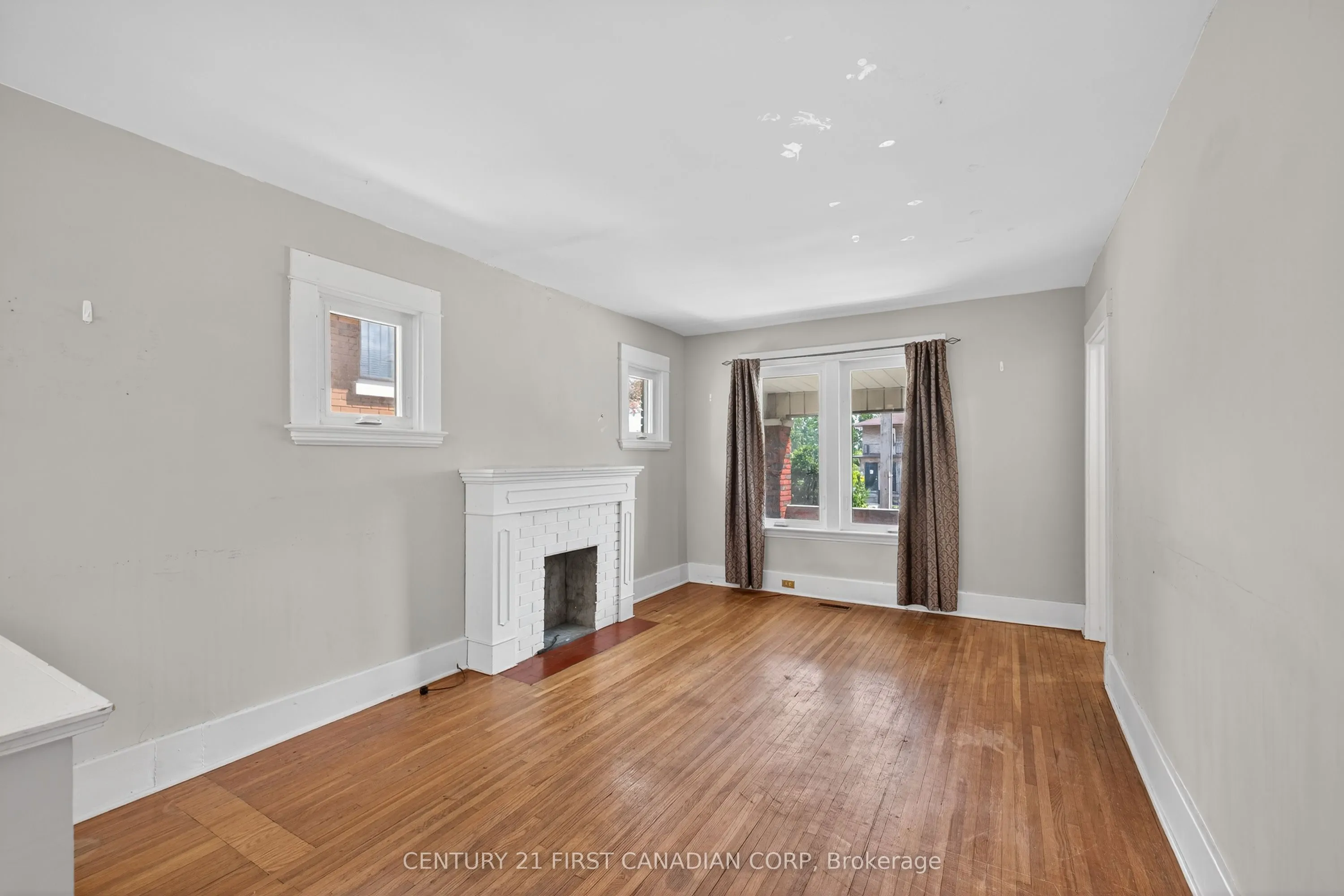 1230 Dundas Street
