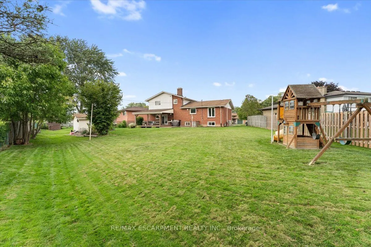 87 Loyalist Drive