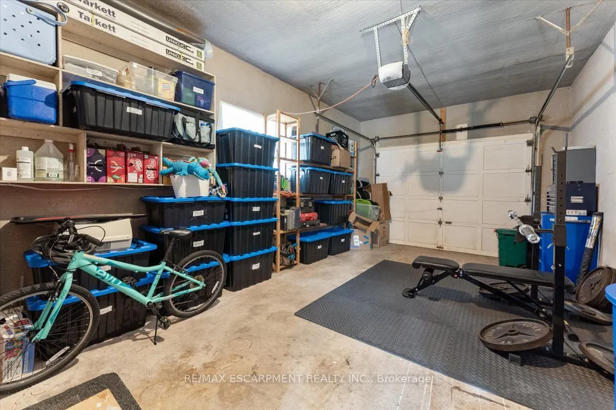 87 Loyalist Drive