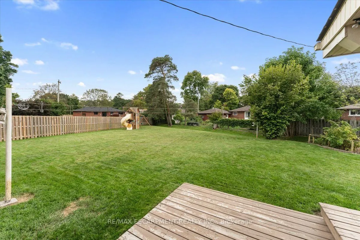 87 Loyalist Drive