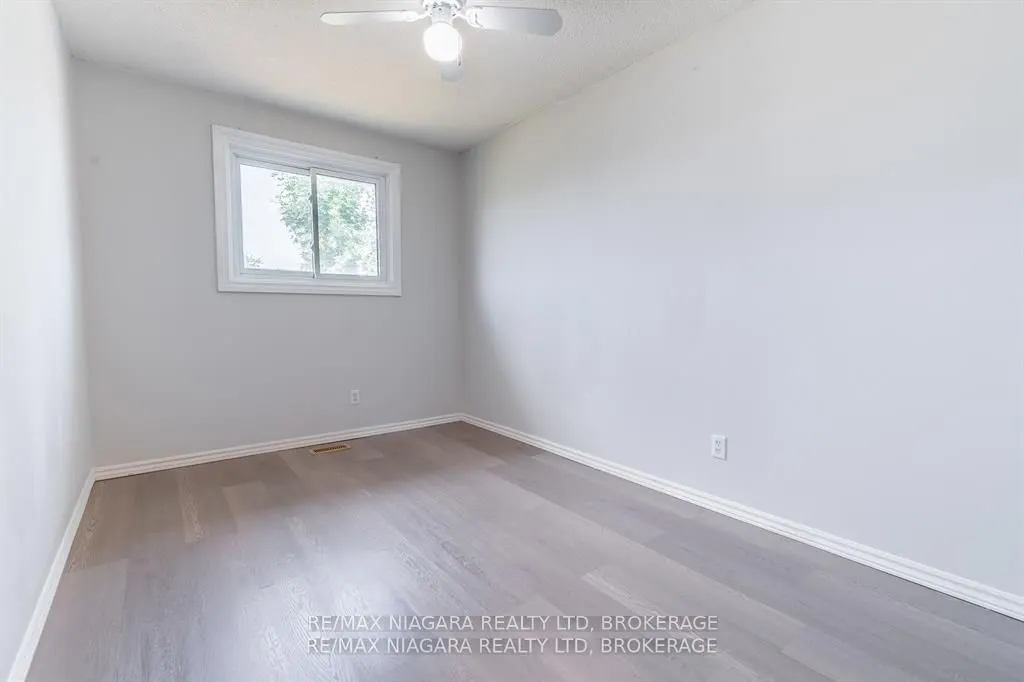 49 AUTUMN Place