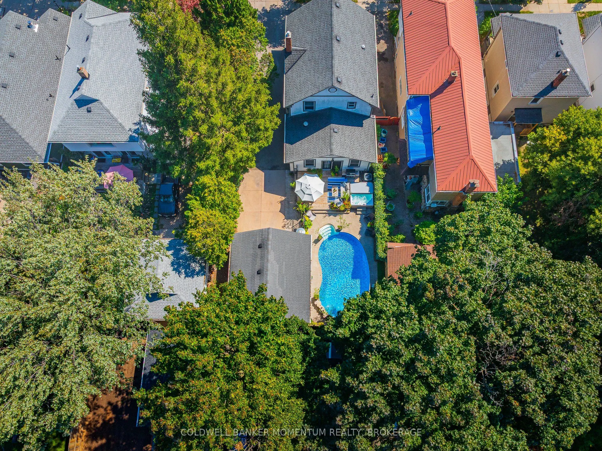 83 DUFFERIN Street