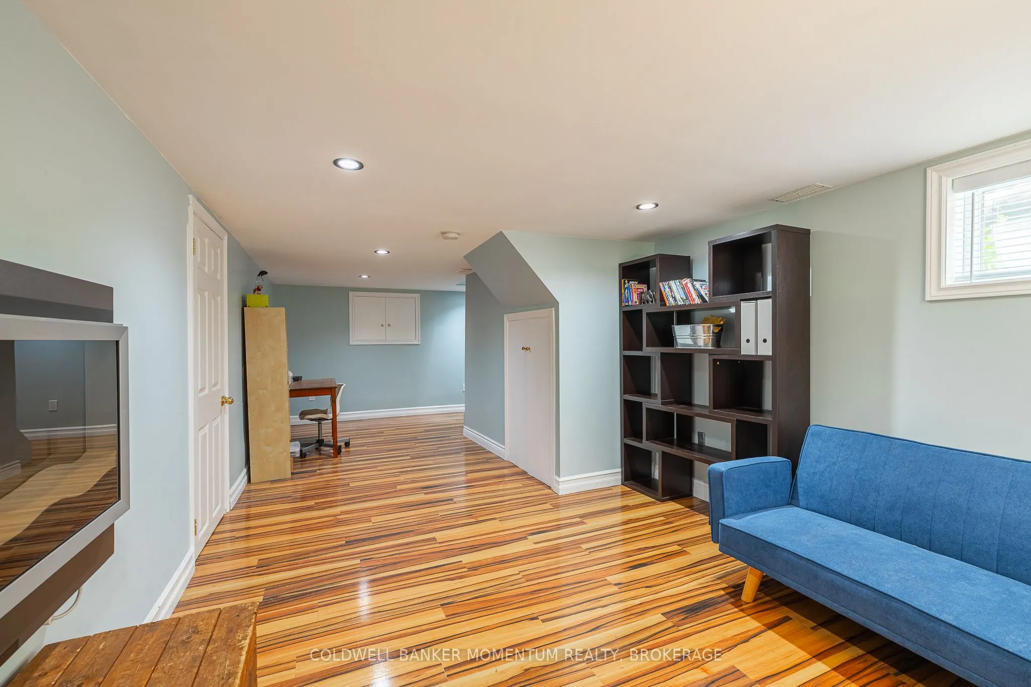 83 DUFFERIN Street